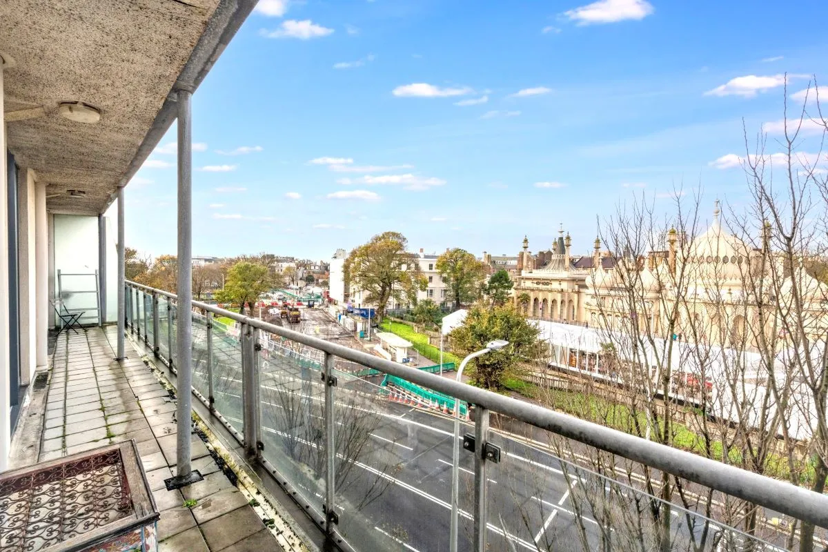 Online Property Auction in London: Glass Pavilion, 2 Princes Street, Brighton, BN2 1RD | Auction ends 04/12/2025, a Guide Price of £360,000+.