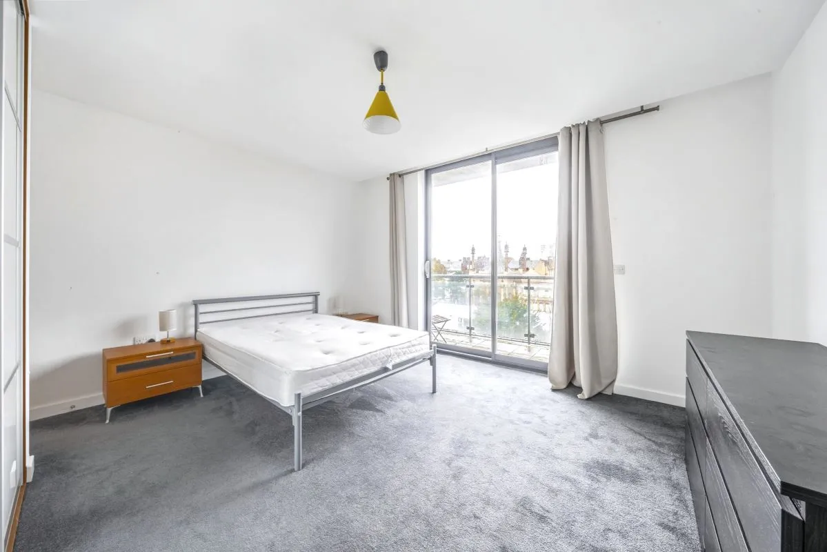 Online Property Auction in London: Glass Pavilion, 2 Princes Street, Brighton, BN2 1RD | Auction ends 04/12/2025, a Guide Price of £360,000+.