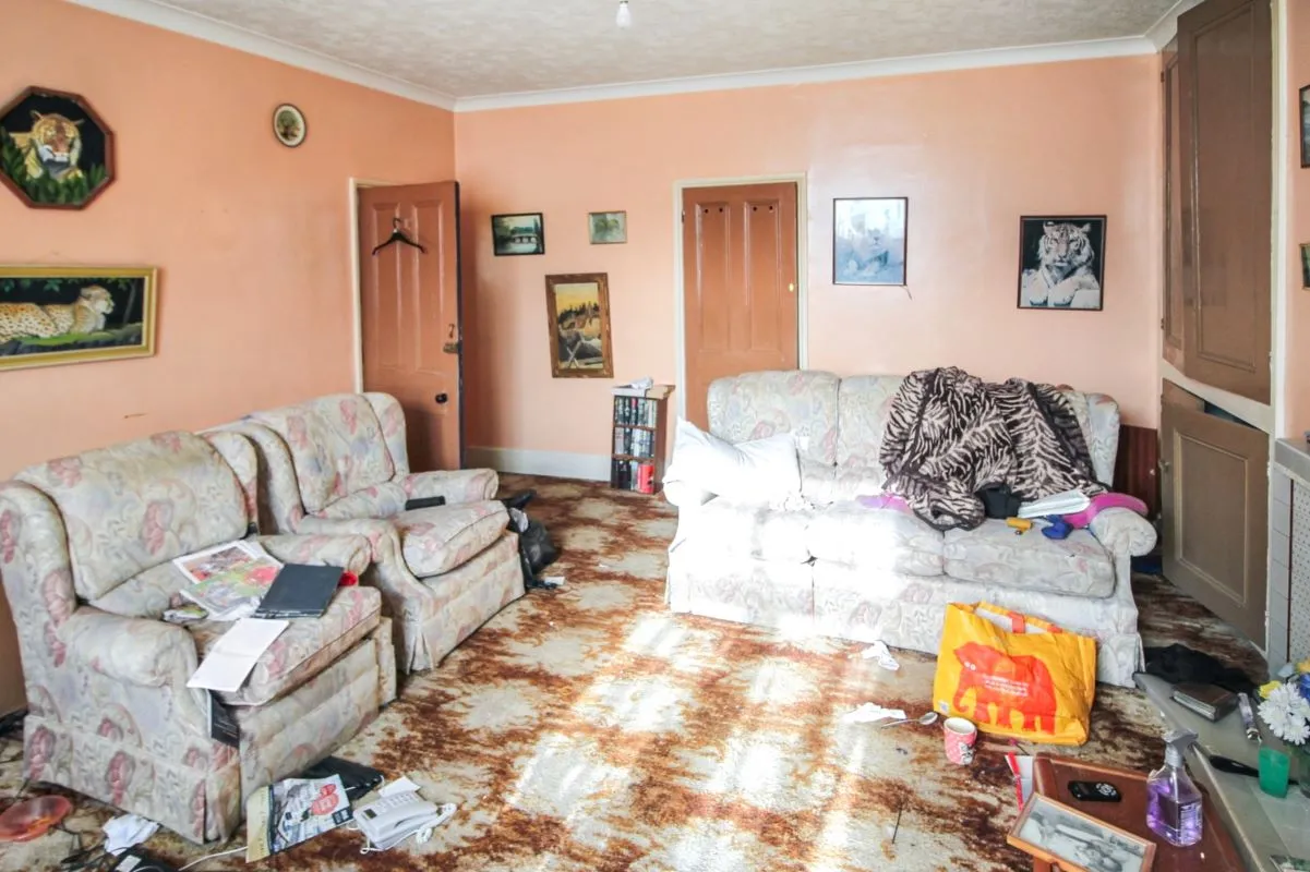 Online Property Auction in London: Pevensey Road, St. Leonards-on-Sea, TN38 0LE | Auction ends 04/12/2025, a Guide Price of £135,000+.