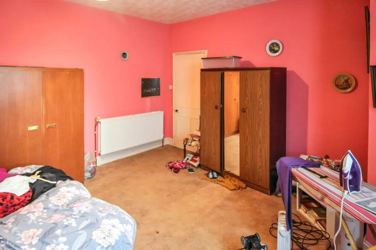 Online Property Auction in London: Pevensey Road, St. Leonards-on-Sea, TN38 0LE | Auction ends 04/12/2025, a Guide Price of £135,000+.