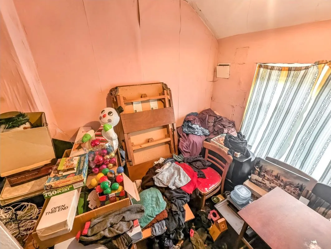 Online Property Auction in London: Ryde Avenue, Grantham, NG31 7DY | Auction ends 04/12/2025, a Guide Price of £70,000+.