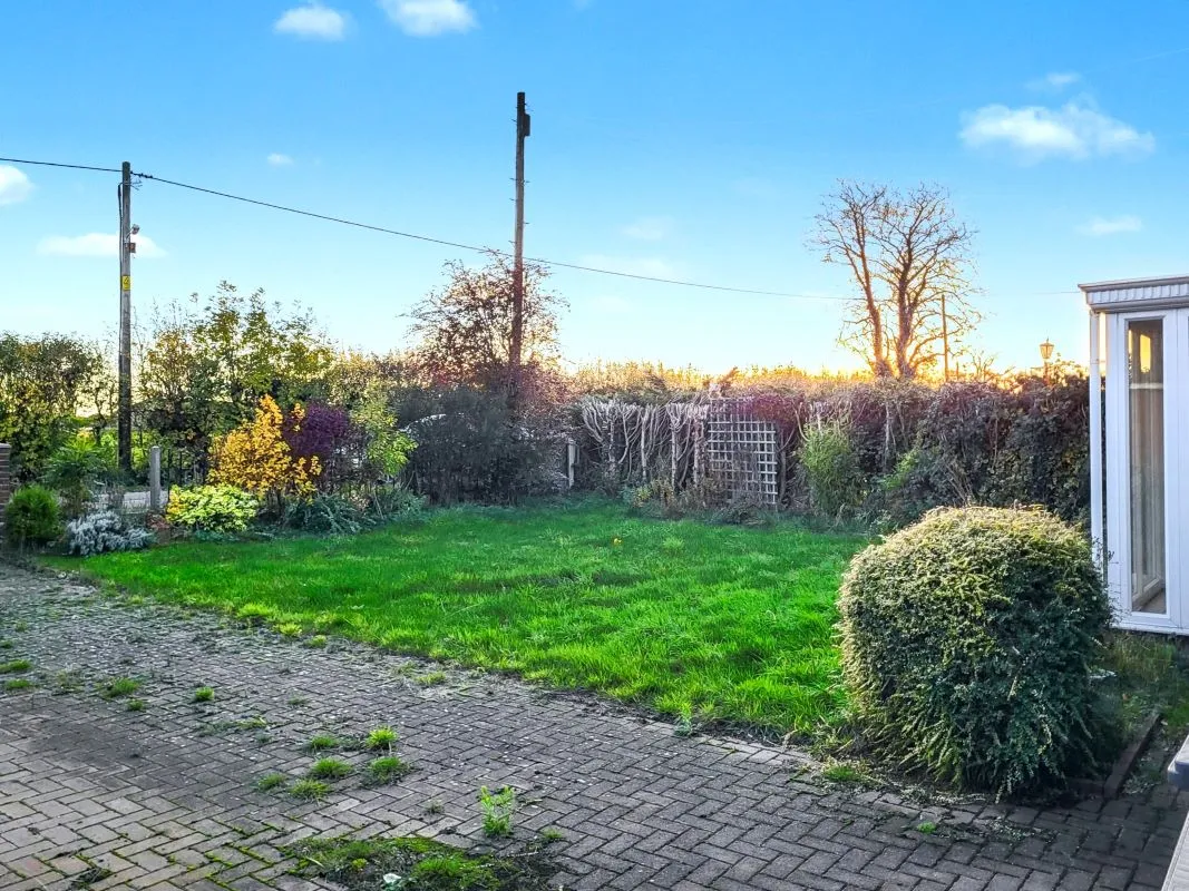 Online Property Auction in London: Moor Lane, Branston Booths, Lincoln, LN4 1JE | Auction ends 04/12/2025, a Guide Price of £50,000+.