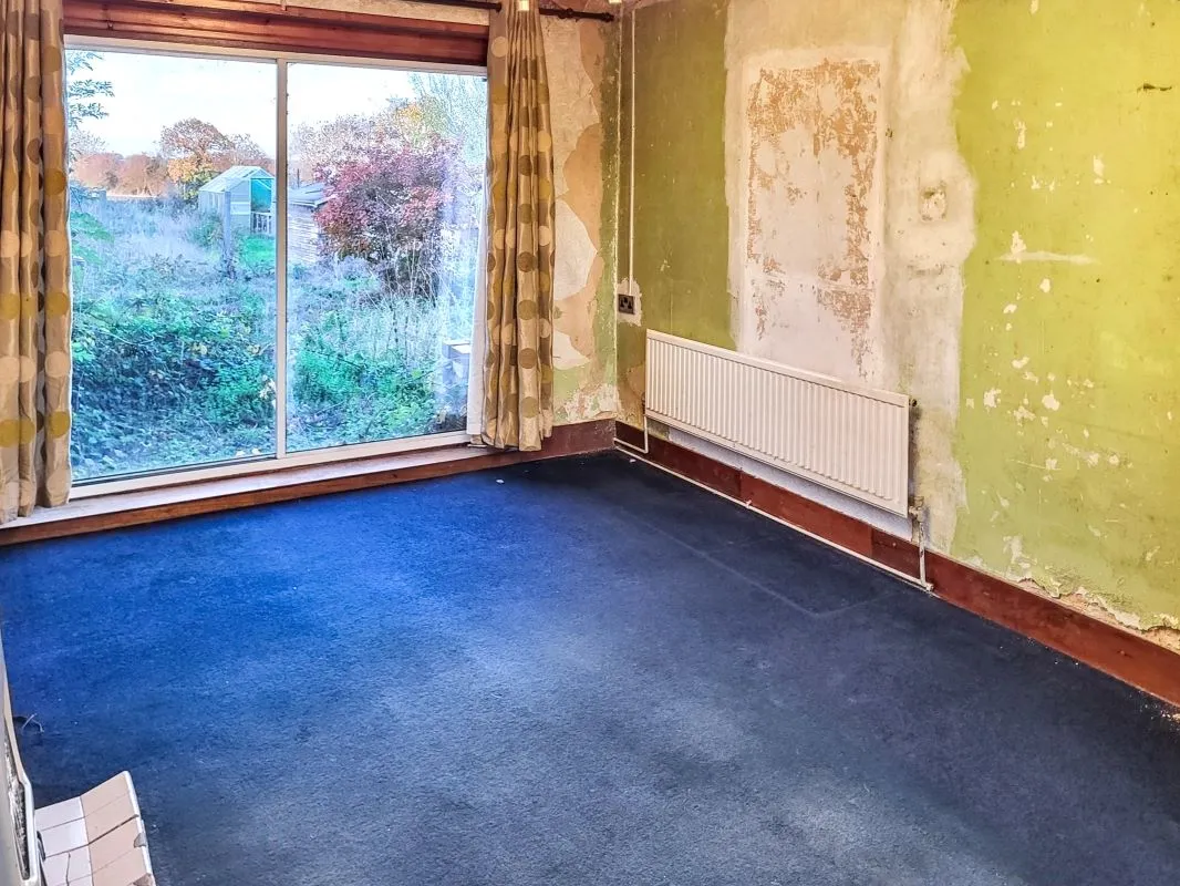 Online Property Auction in London: Moor Lane, Branston Booths, Lincoln, LN4 1JE | Auction ends 04/12/2025, a Guide Price of £50,000+.