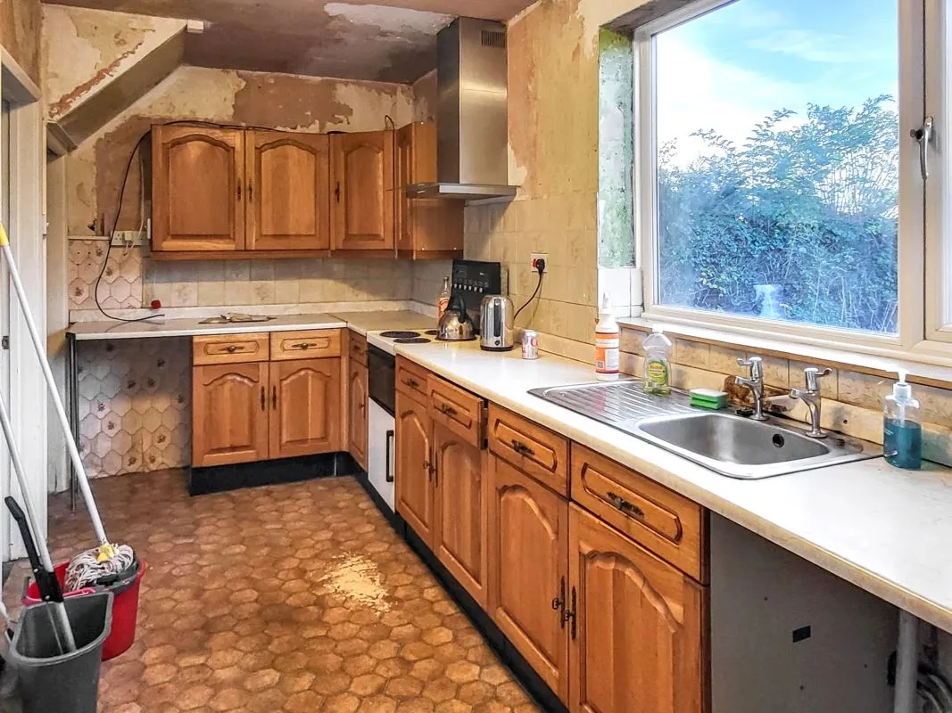 Online Property Auction in London: Moor Lane, Branston Booths, Lincoln, LN4 1JE | Auction ends 04/12/2025, a Guide Price of £50,000+.