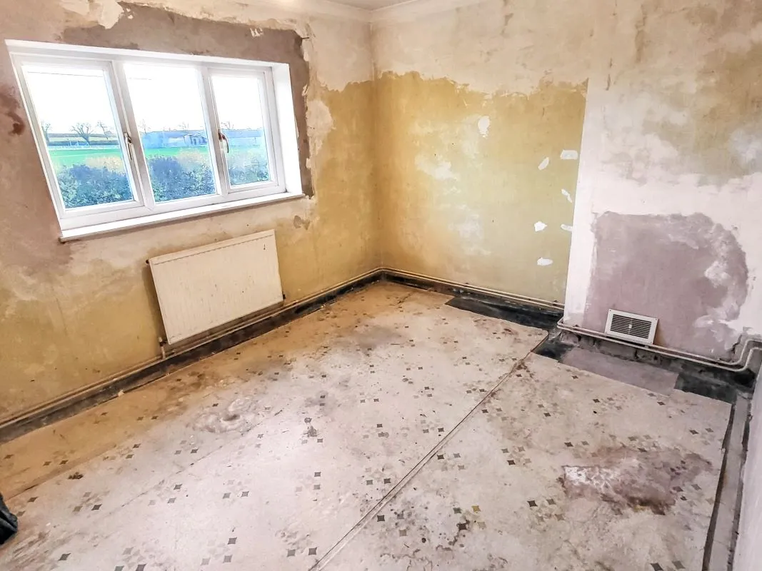 Online Property Auction in London: Moor Lane, Branston Booths, Lincoln, LN4 1JE | Auction ends 04/12/2025, a Guide Price of £50,000+.