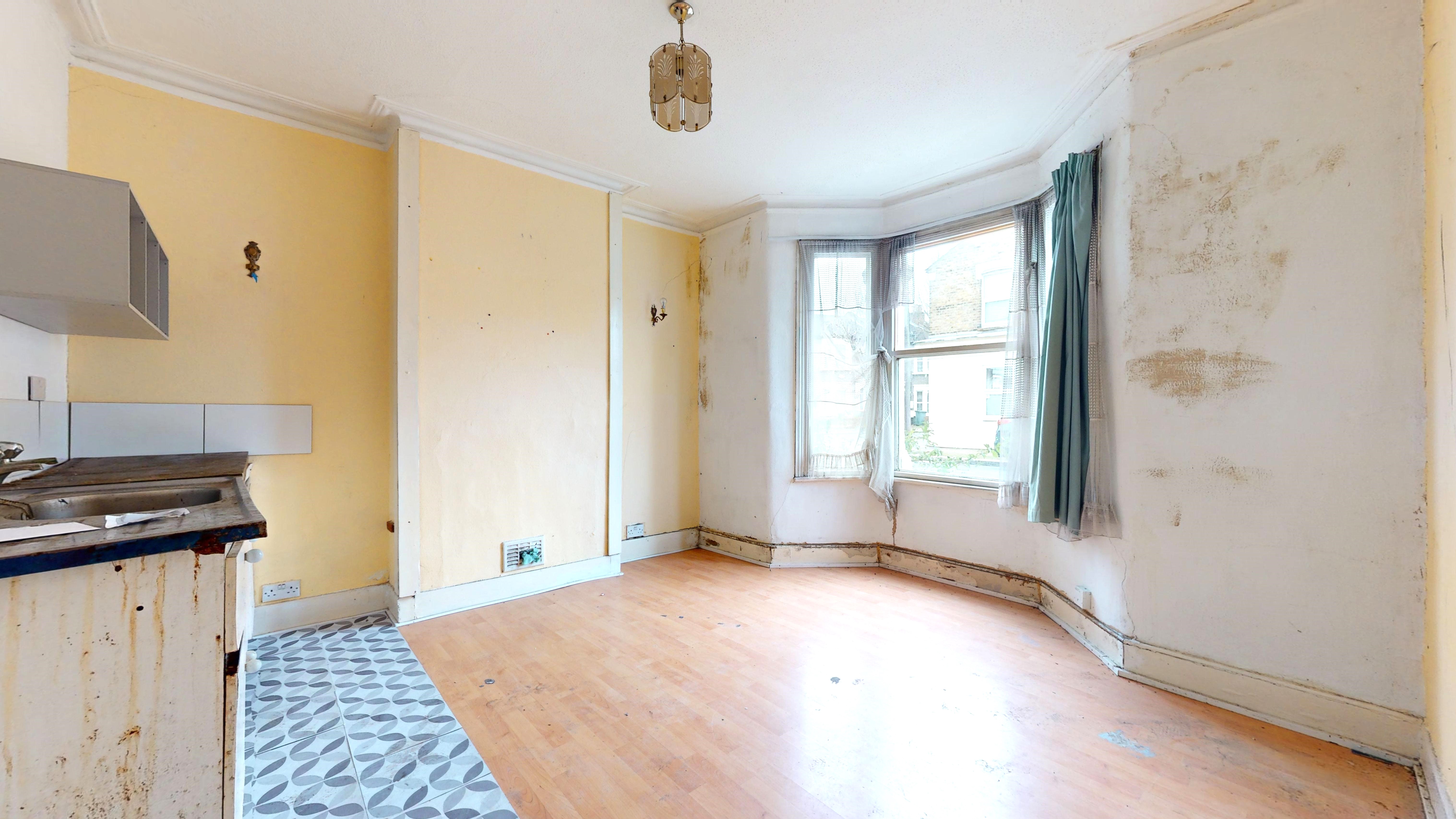 Canning Town, E16 4BD