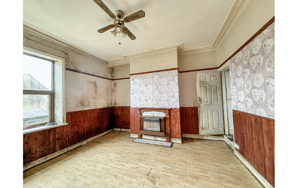 Moulson Terrace, Denholme, Bradford, BD13 4AL