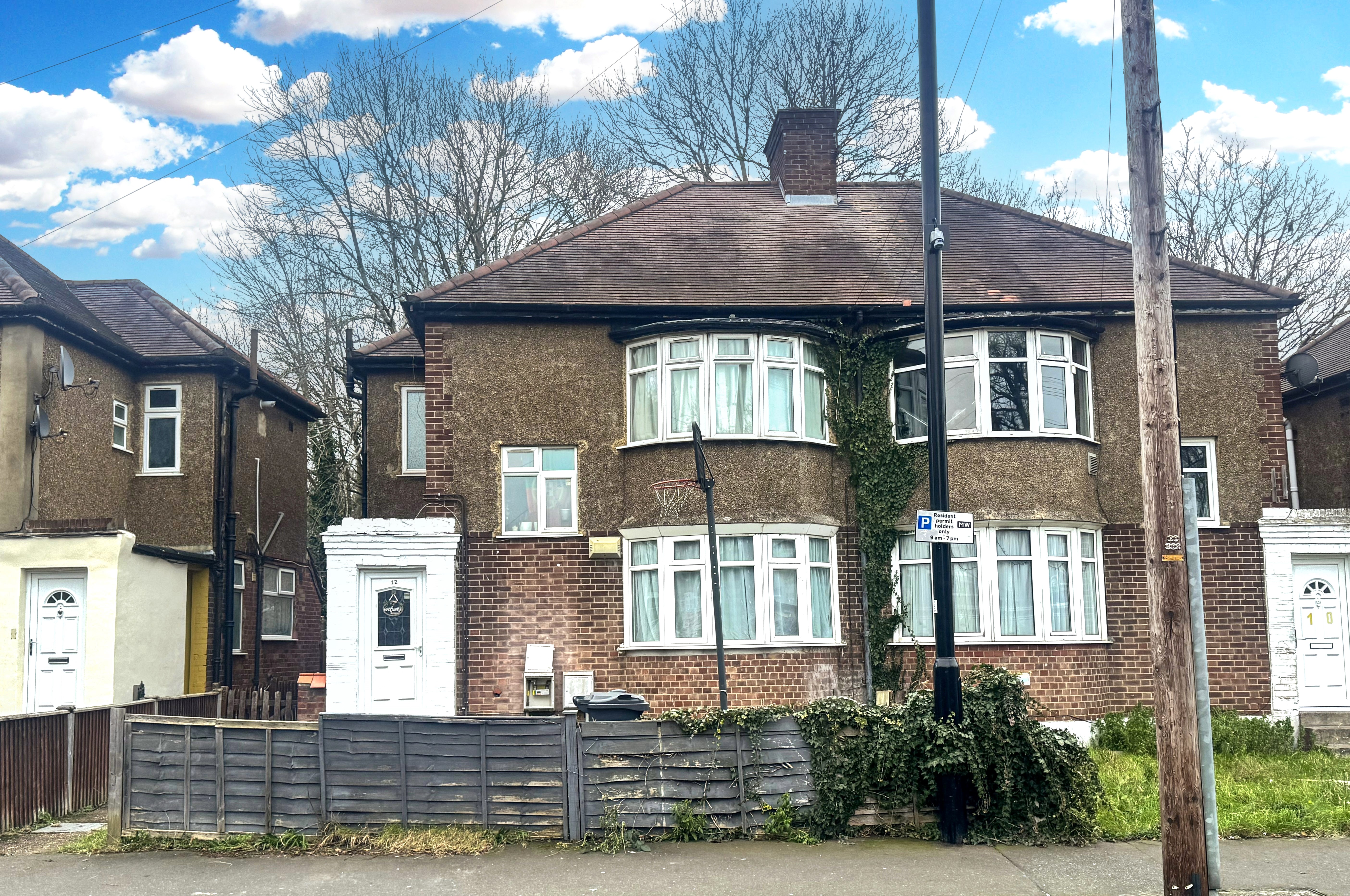 River Gardens, Feltham, TW14 0RE