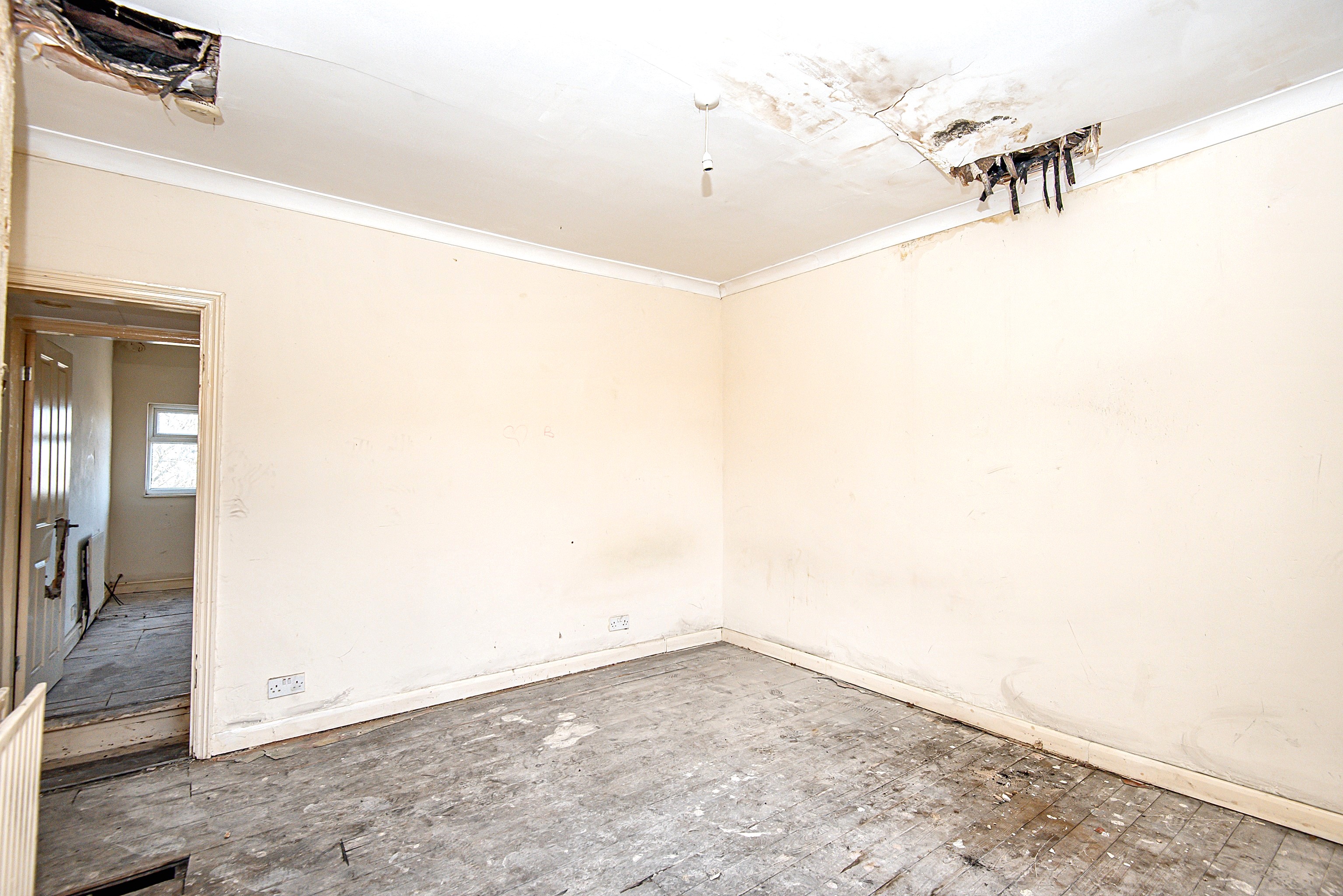 Field Crescent, South Elmsall, Pontefract, WF9 2EG