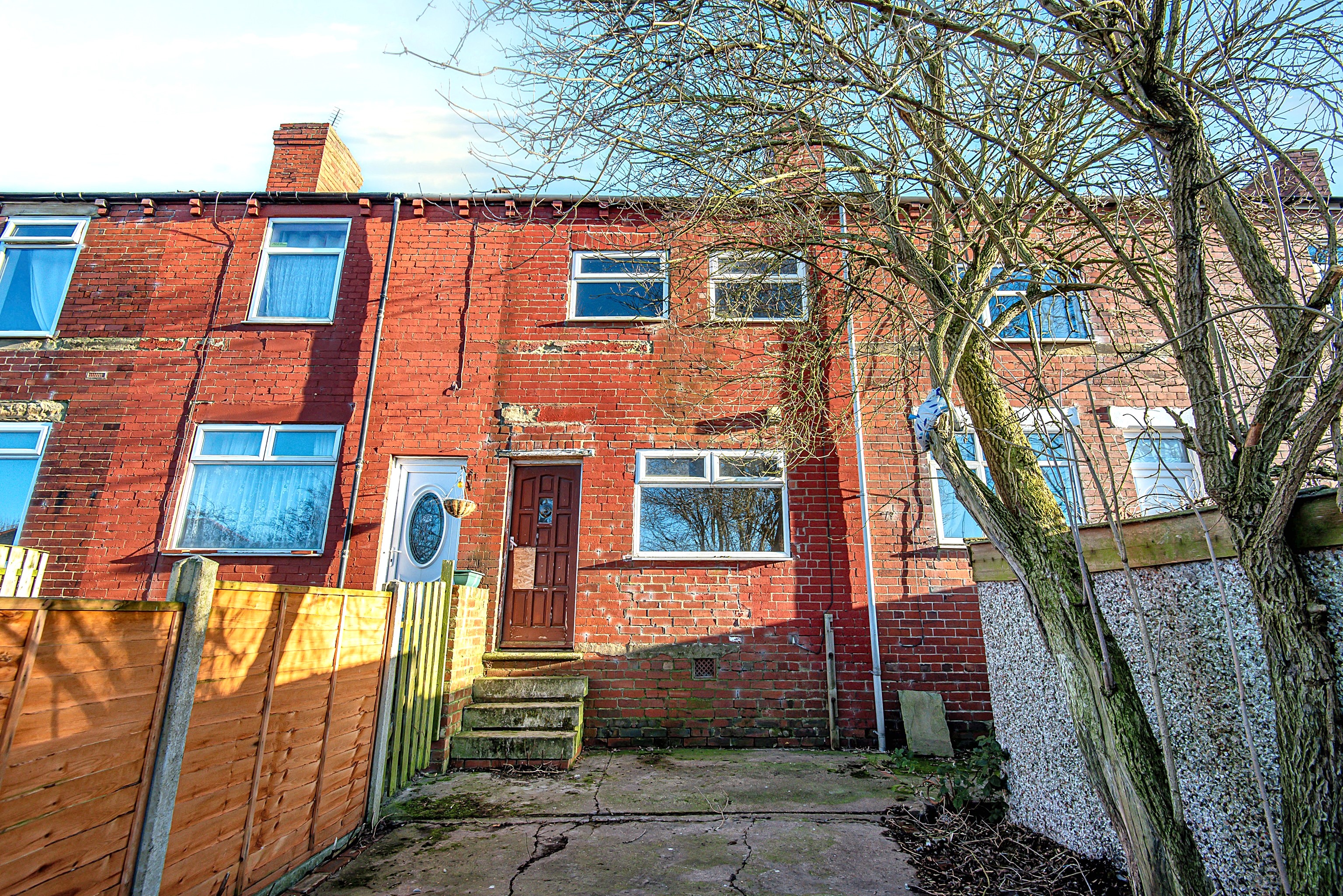 Field Crescent, South Elmsall, Pontefract, WF9 2EG
