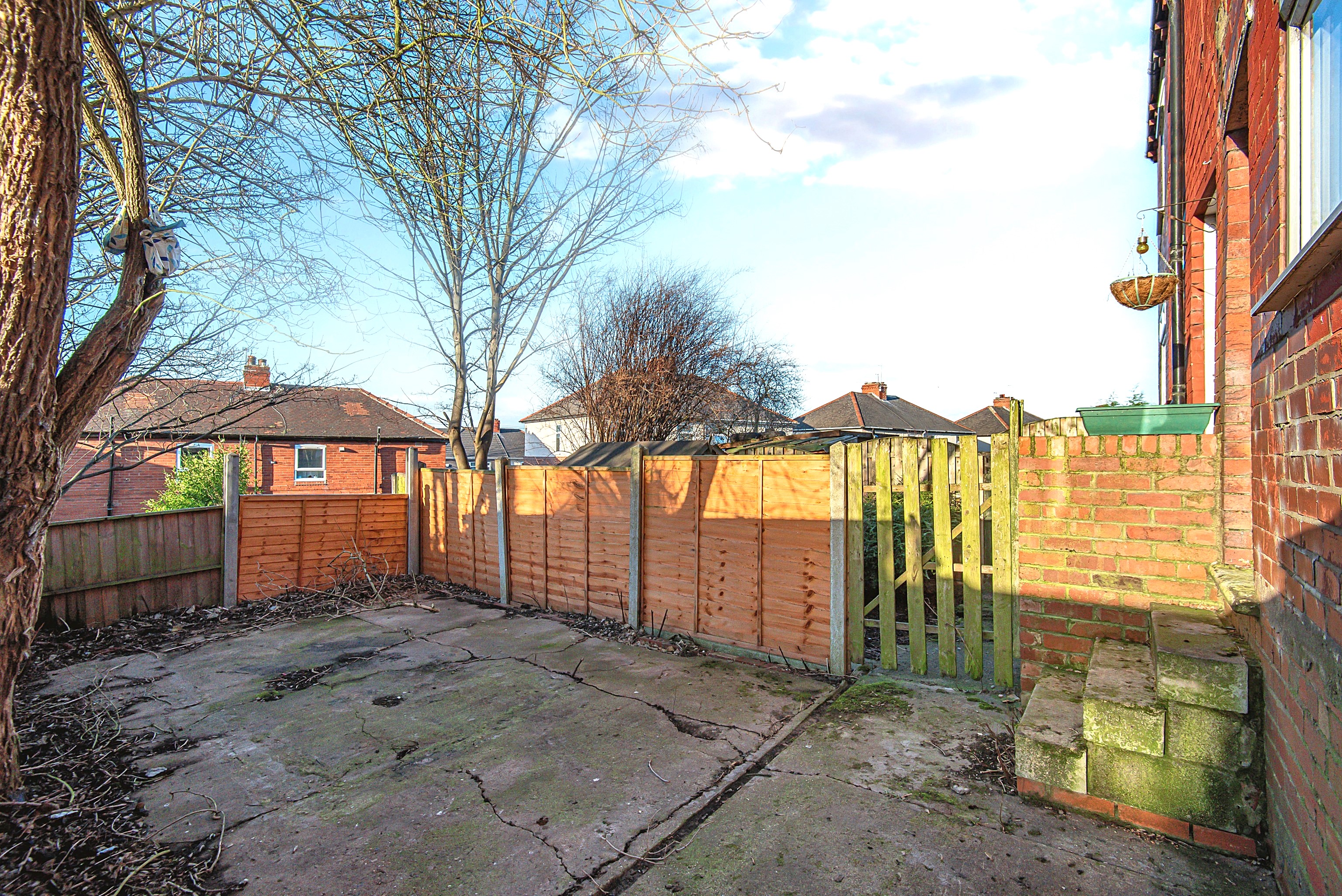 Field Crescent, South Elmsall, Pontefract, WF9 2EG