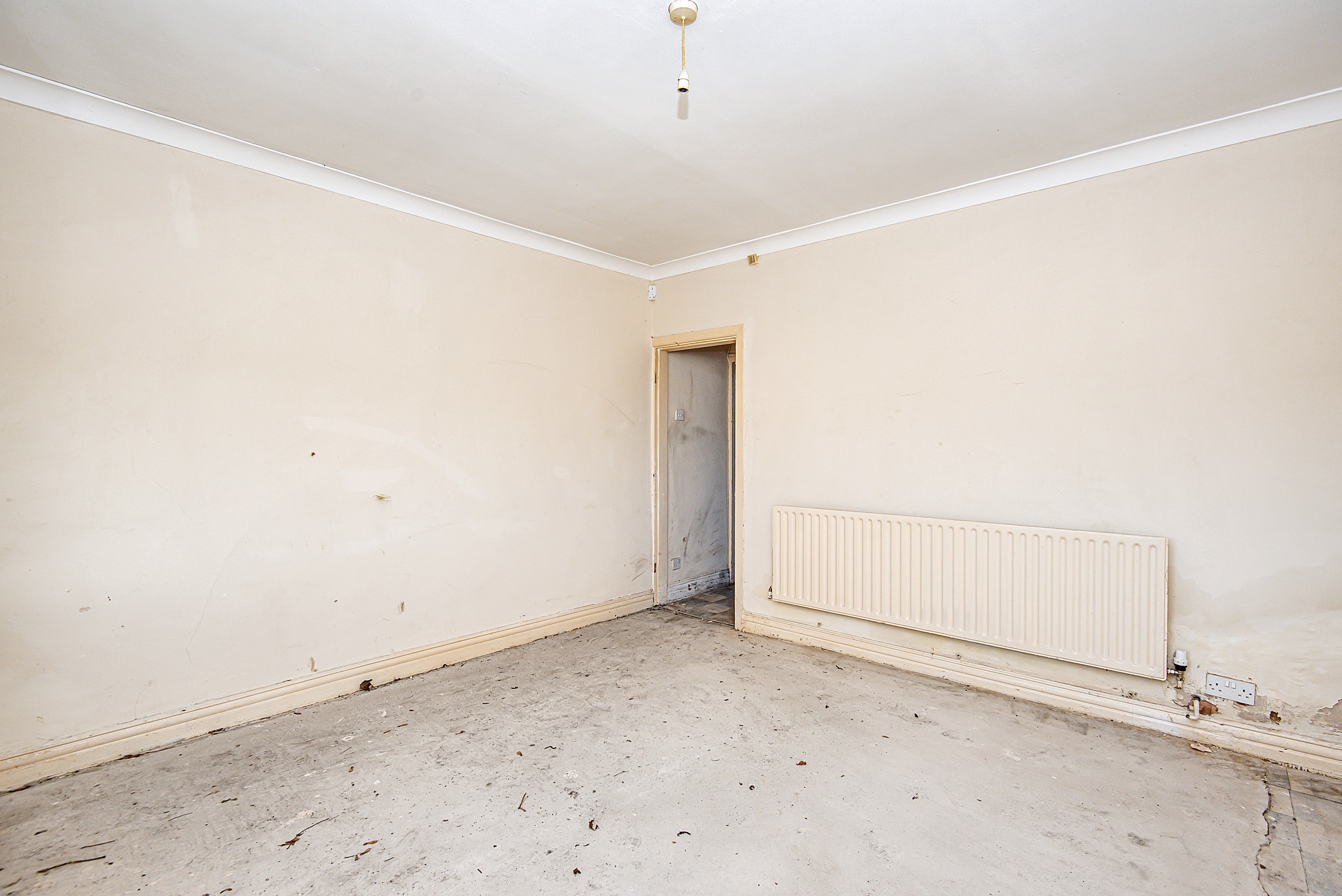 Field Crescent, South Elmsall, Pontefract, WF9 2EG