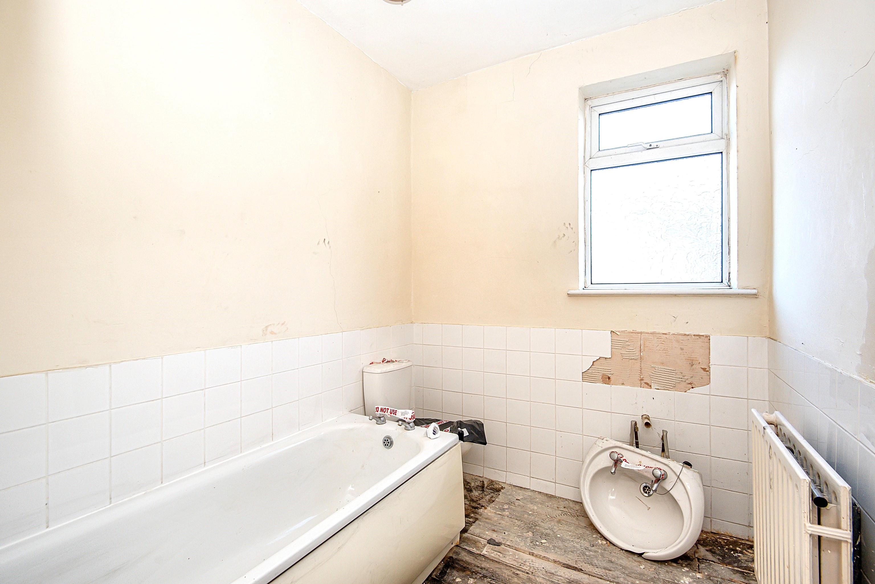 Field Crescent, South Elmsall, Pontefract, WF9 2EG