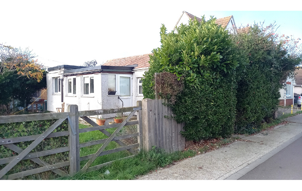 Rover Avenue, Jaywick, Clacton-on-Sea, CO15 2LP