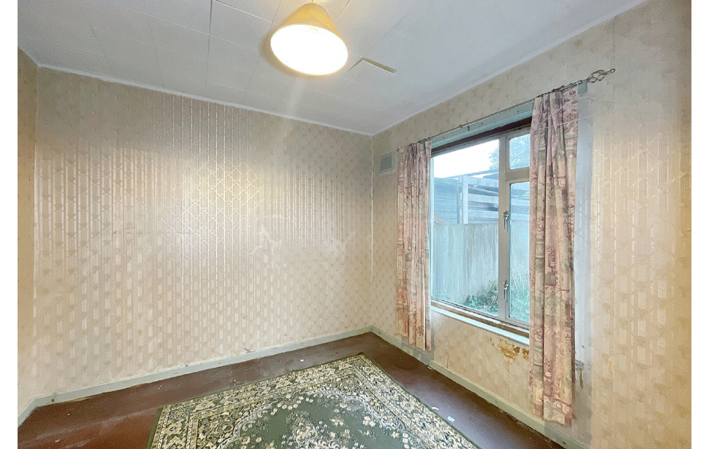 Hill Rise, Chippenham, SN15 1AY
