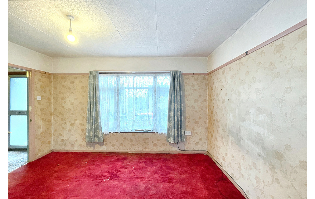 Hill Rise, Chippenham, SN15 1AY