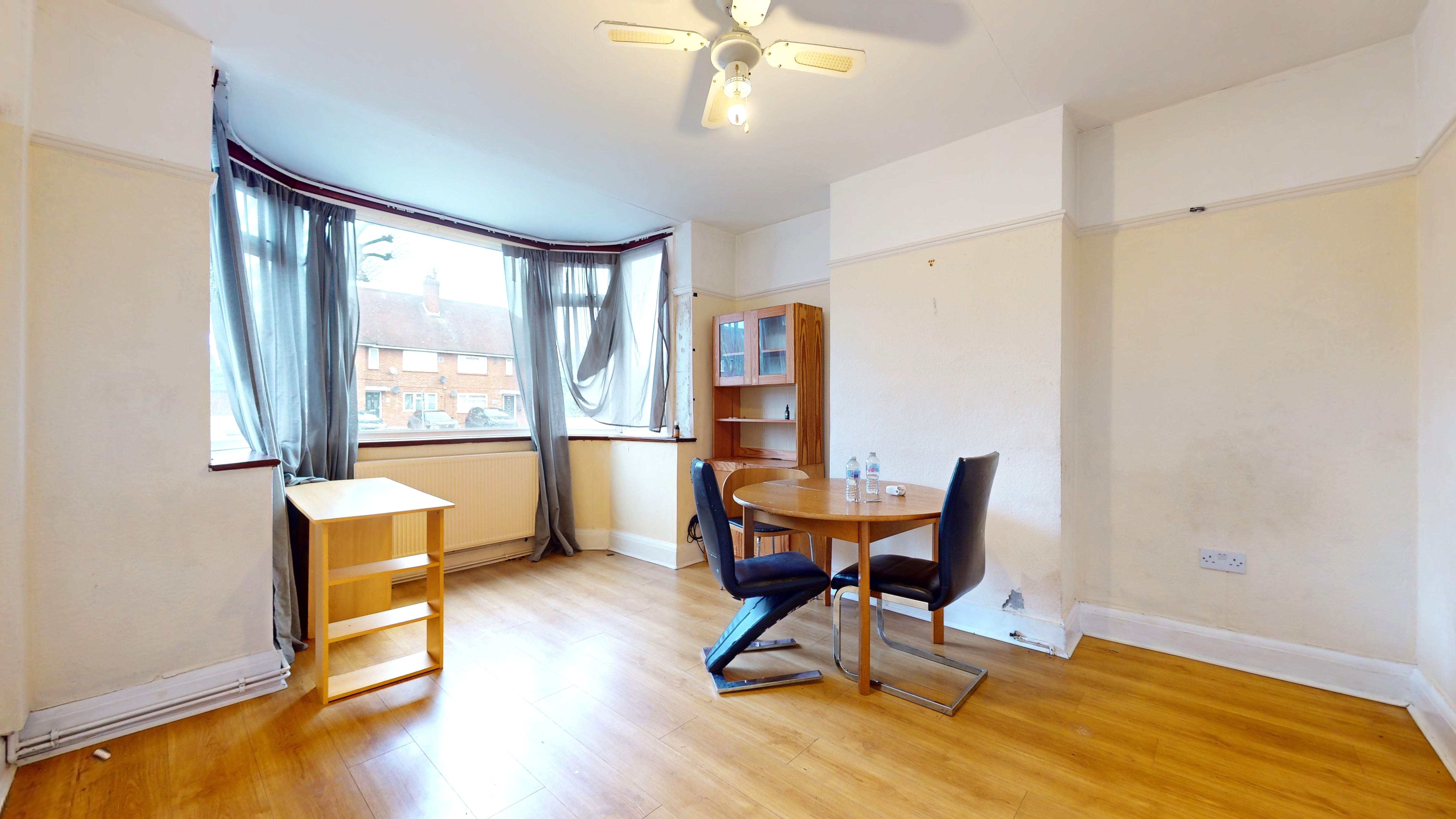 Rush Green Road, Romford, RM7 0PT