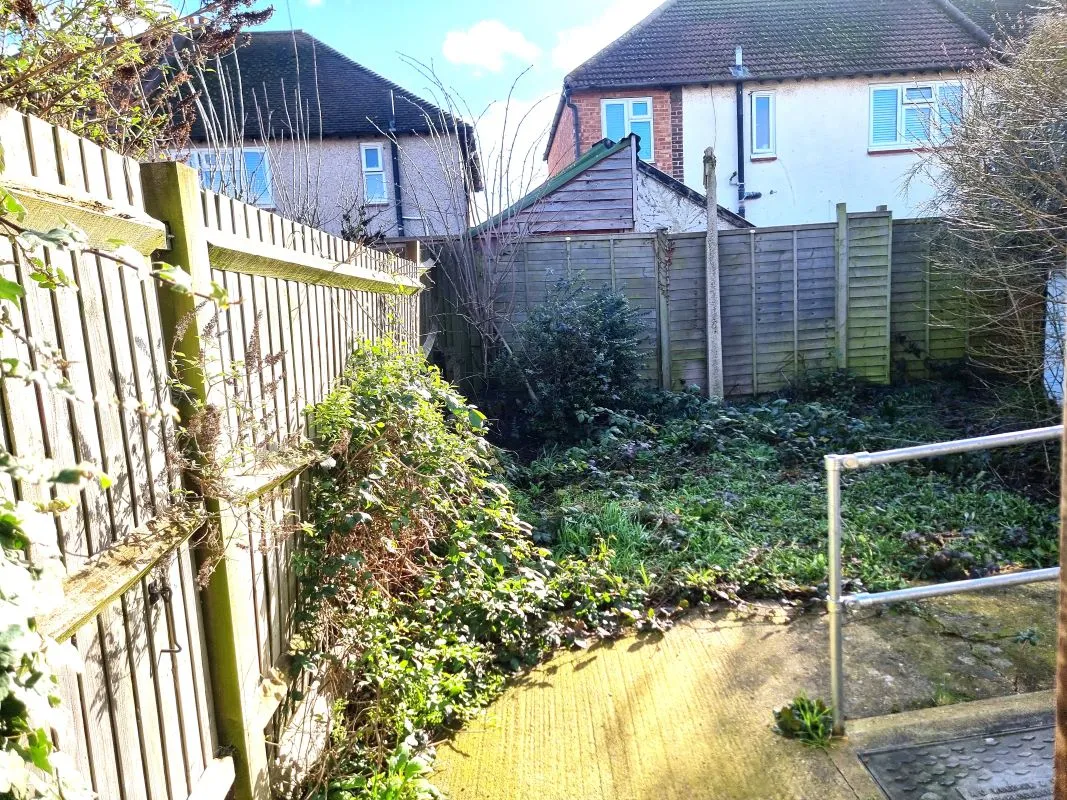 Russell Close, Crayford, Dartford, DA1 4PU