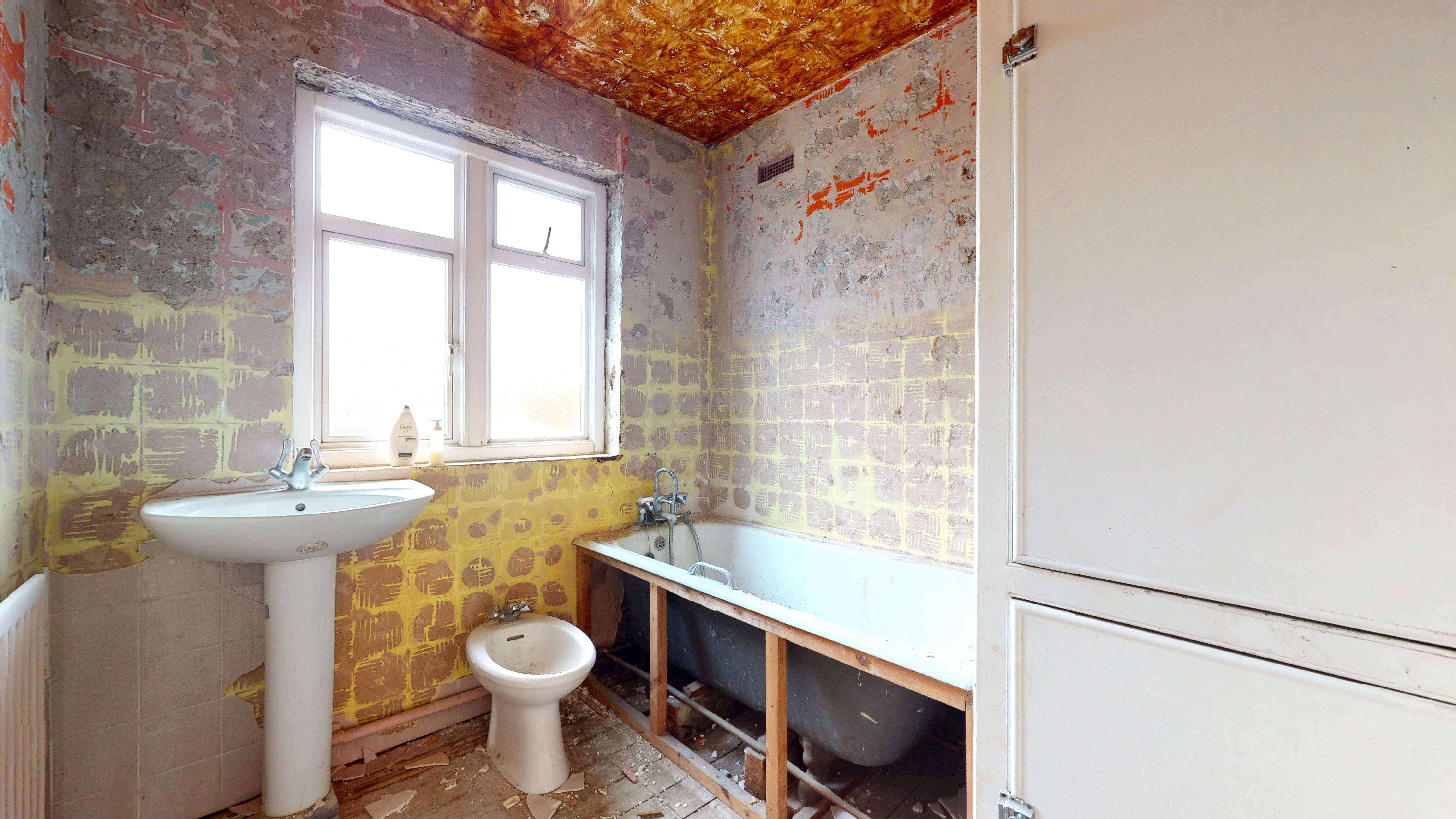 Lavender Avenue, Kingsbury, NW9 8HE