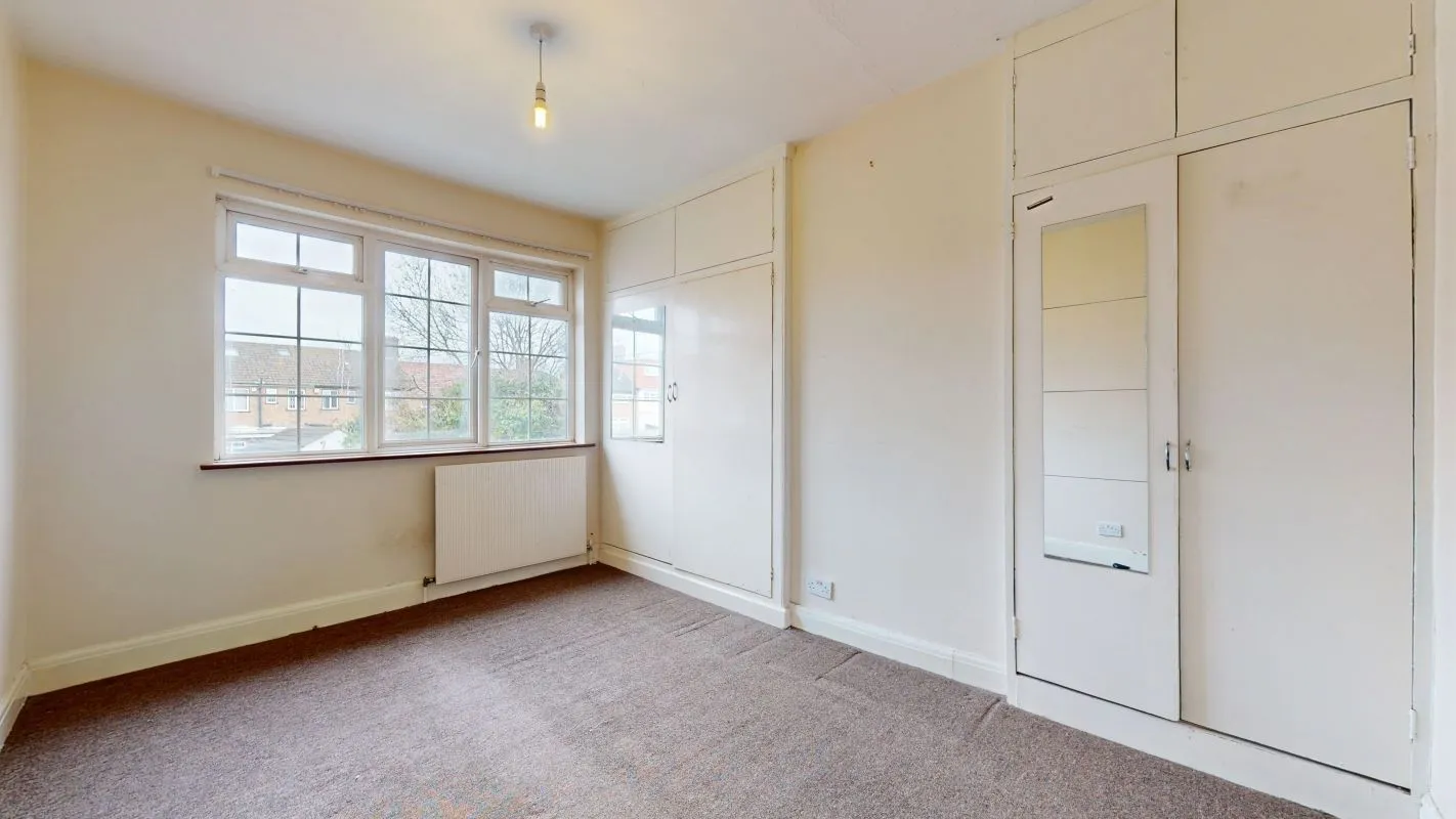 North Circular Road, Neasden, NW2 7QJ