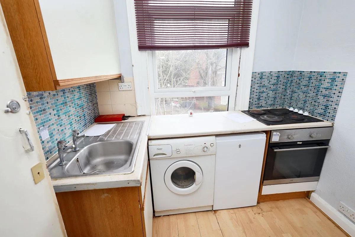 27 Biscot Road, Luton, LU3 1AH