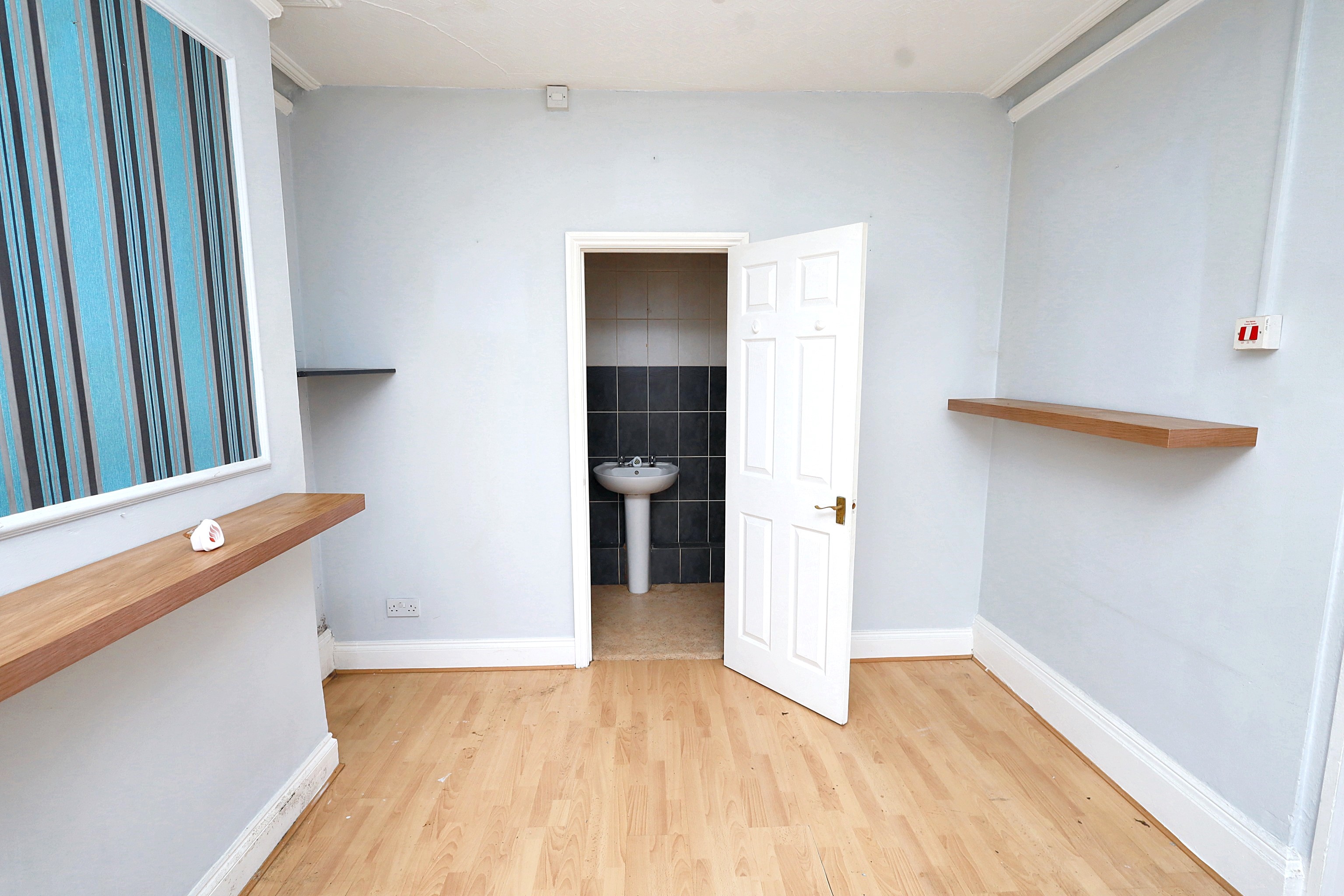 27 Biscot Road, Luton, LU3 1AH