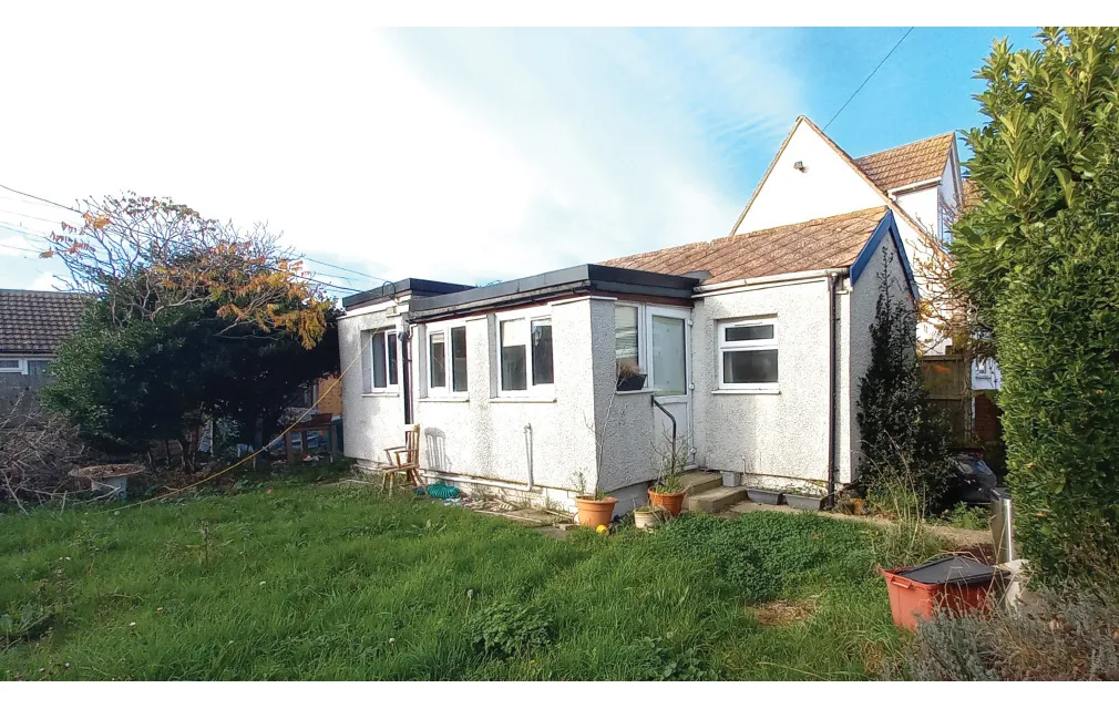 Rover Avenue and adjoining Land, Jaywick, Clacton-on-Sea, CO15 2LP