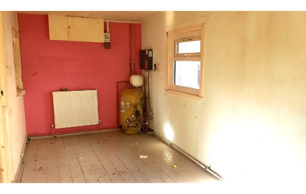 Rover Avenue and adjoining Land, Jaywick, Clacton-on-Sea, CO15 2LP