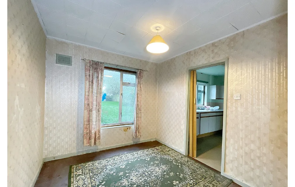 Hill Rise, Chippenham, SN15 1AY