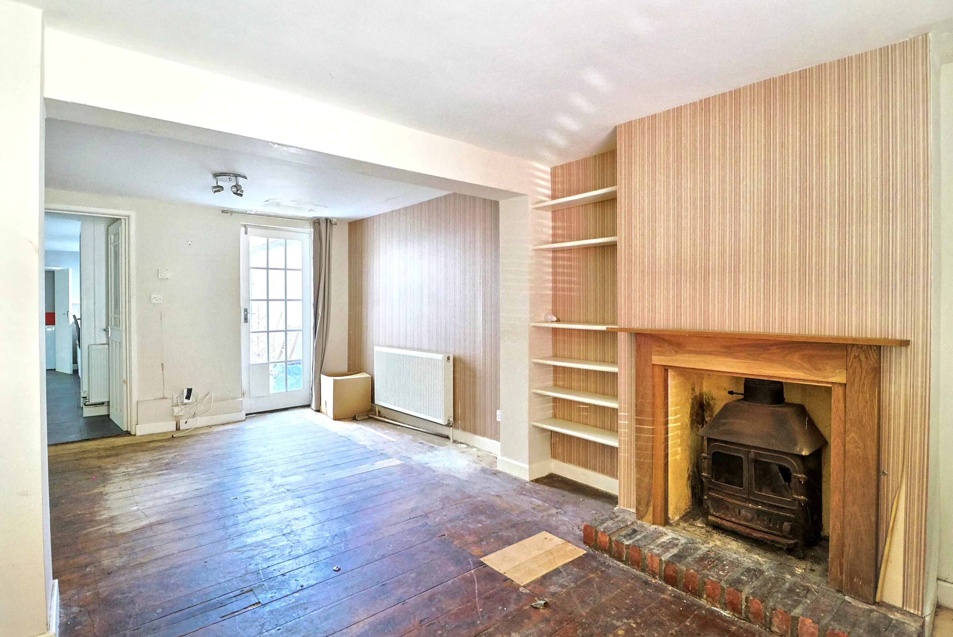 Bath Street, Weymouth, DT4 7DS