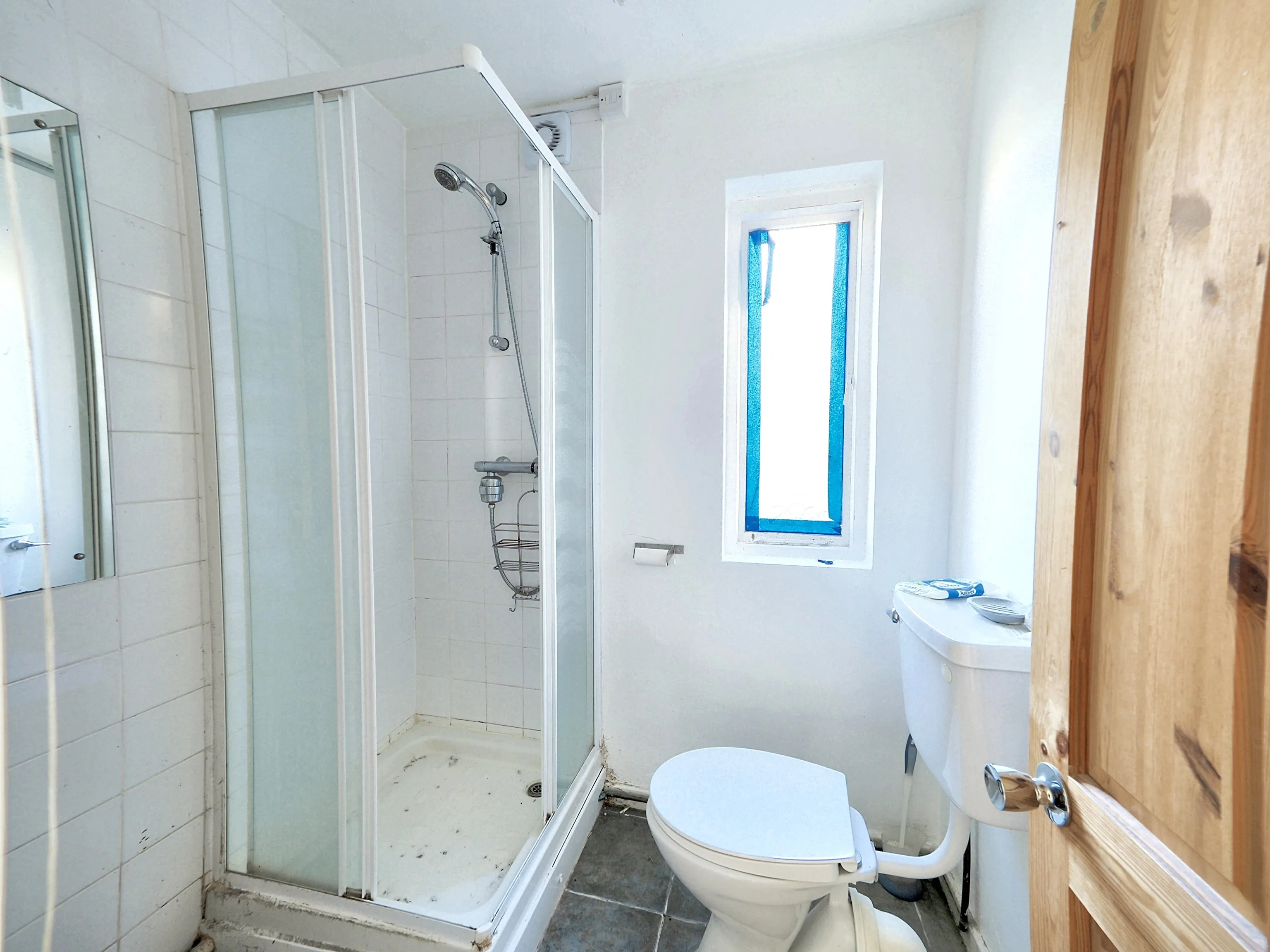 Bowness Avenue, Nottingham, NG6 0LU
