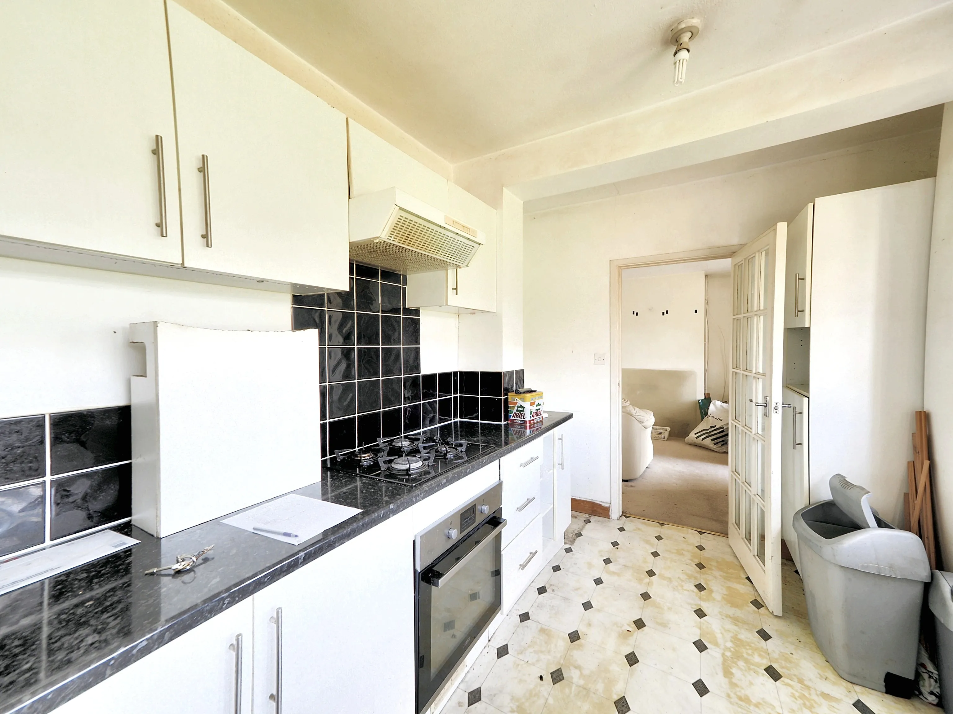 Bowness Avenue, Nottingham, NG6 0LU