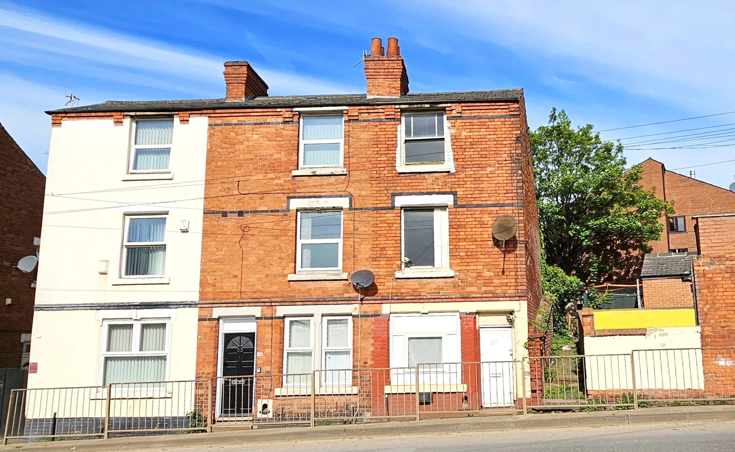 Arnold Road, Nottingham, NG6 0DN
