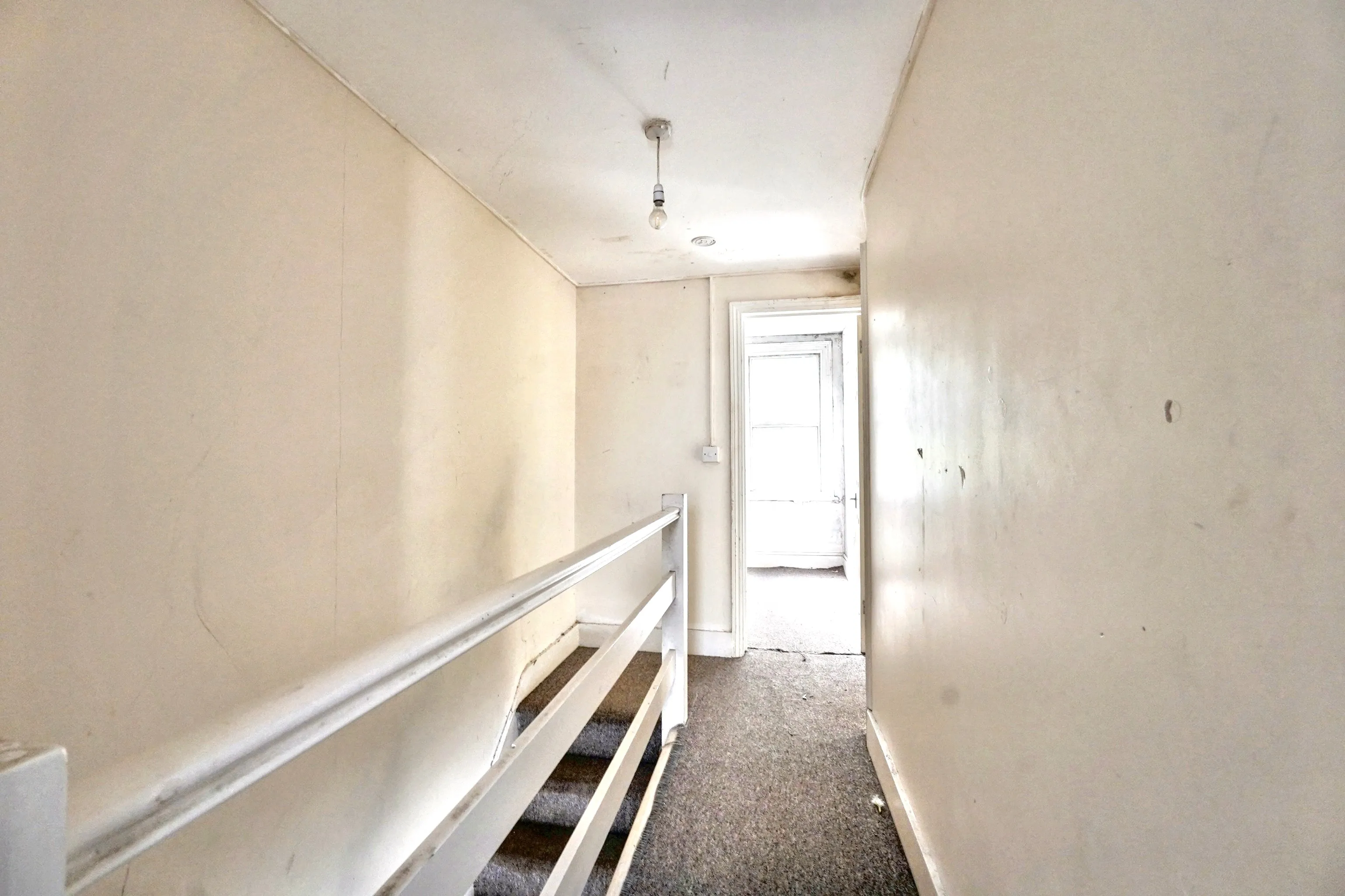 Hillside Road, Dover, Kent, CT17 0JQ