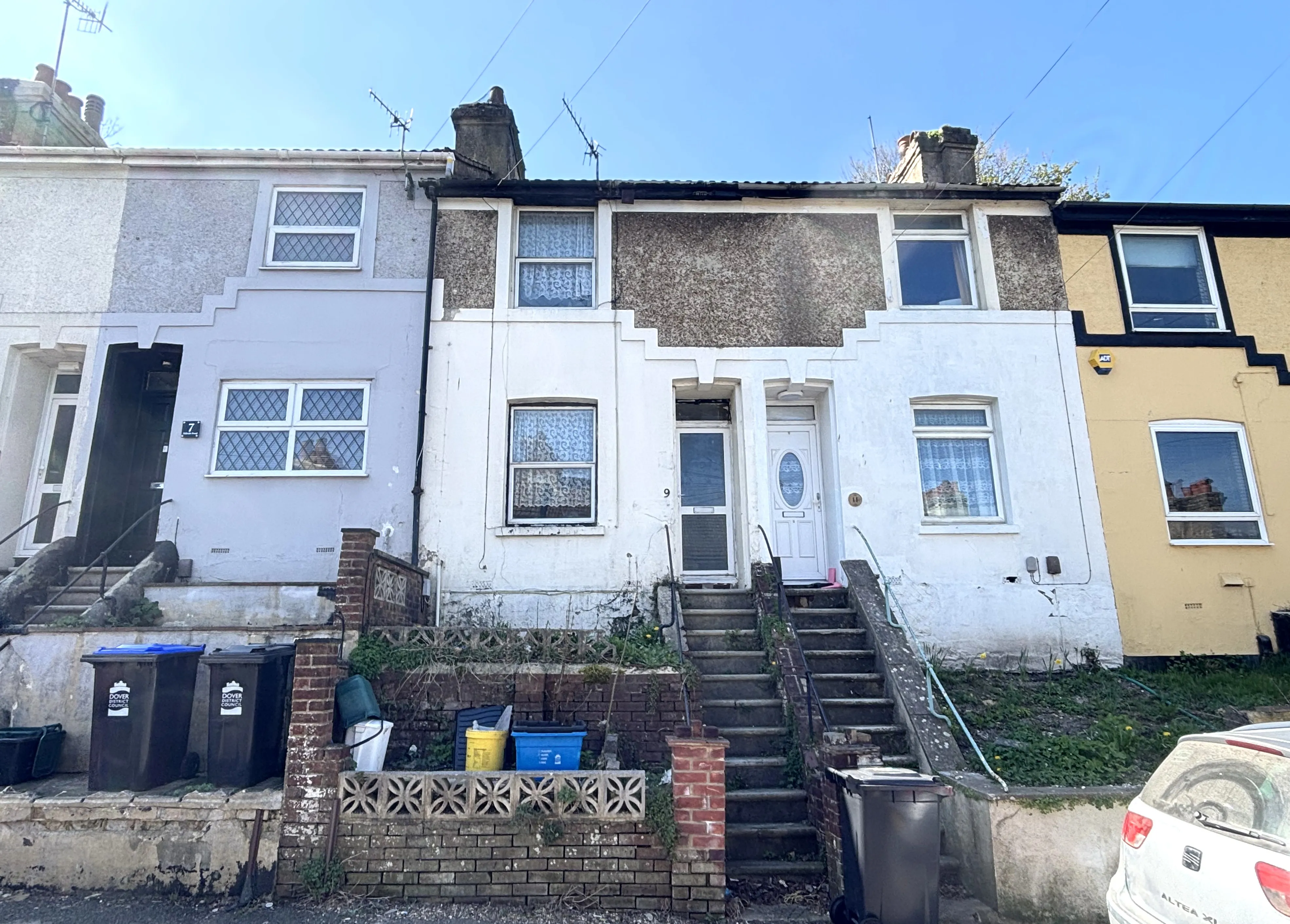 Hillside Road, Dover, Kent, CT17 0JQ