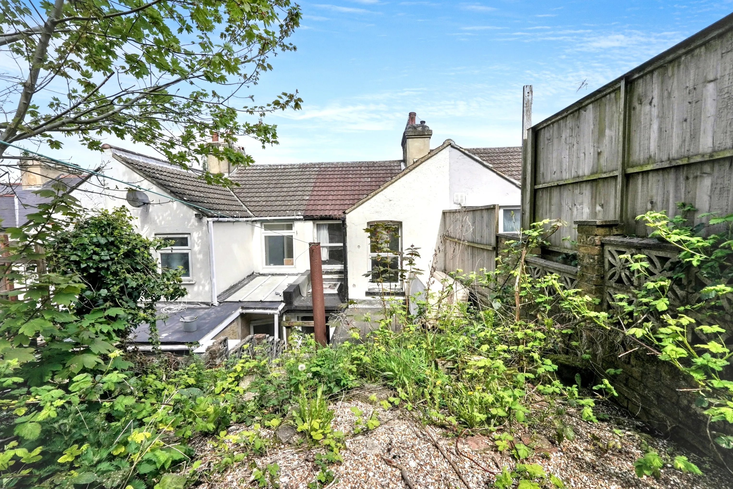 Hillside Road, Dover, Kent, CT17 0JQ