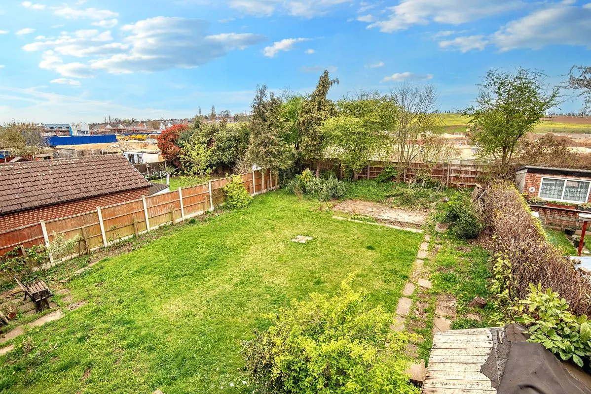 Clayton Avenue, Upton, Pontefract, WF9 1JZ