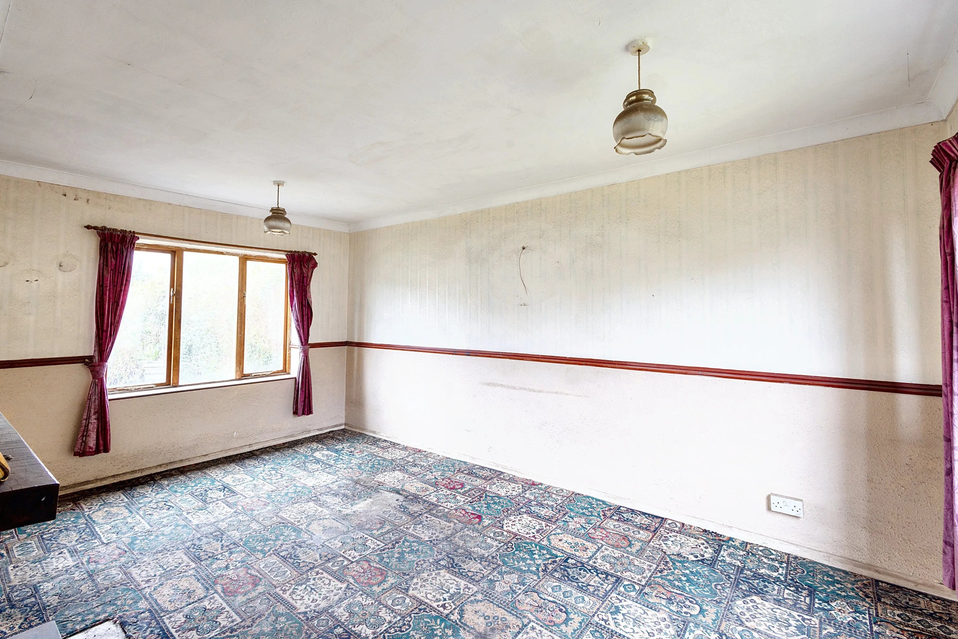 Sturton Grove, Illingworth, Halifax, HX2 9EE