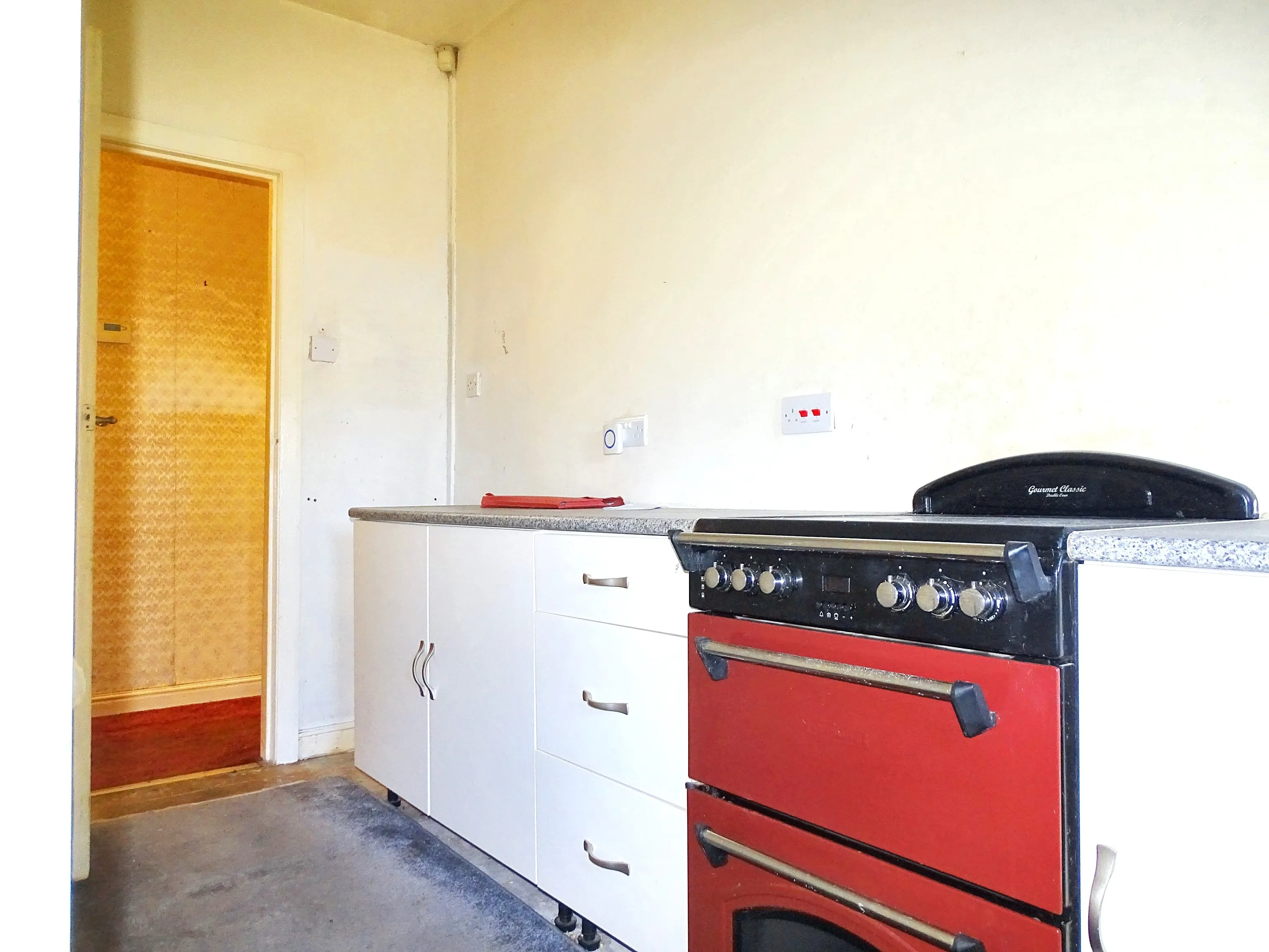 Holme Lane, Bradford, BD4 0PU