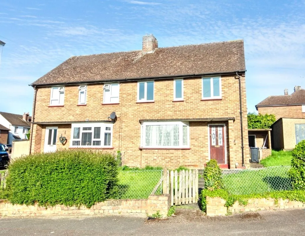 Queens Road, Ware, SG12 7DN