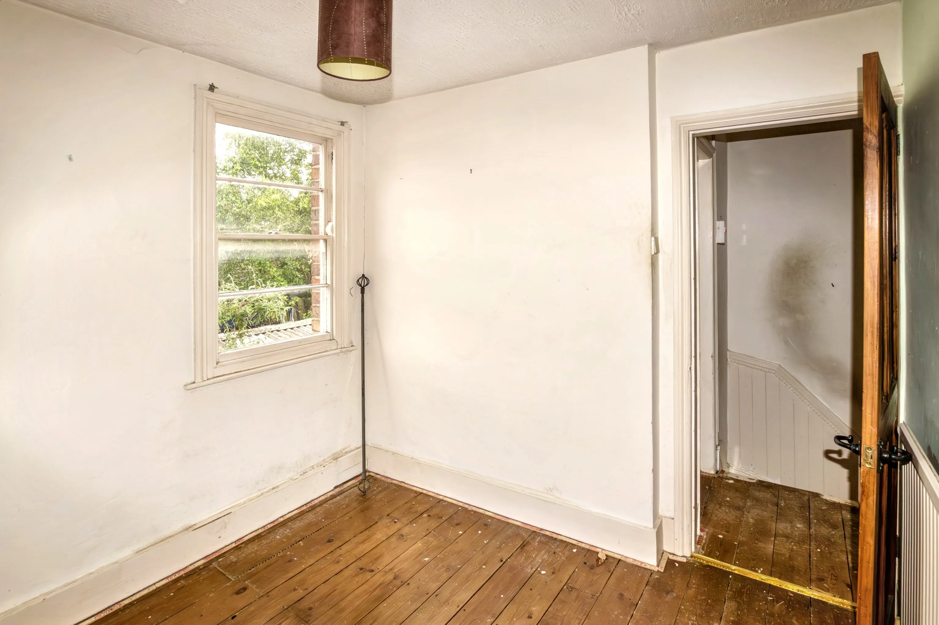 Village Road, Cheltenham, GL51 0BE