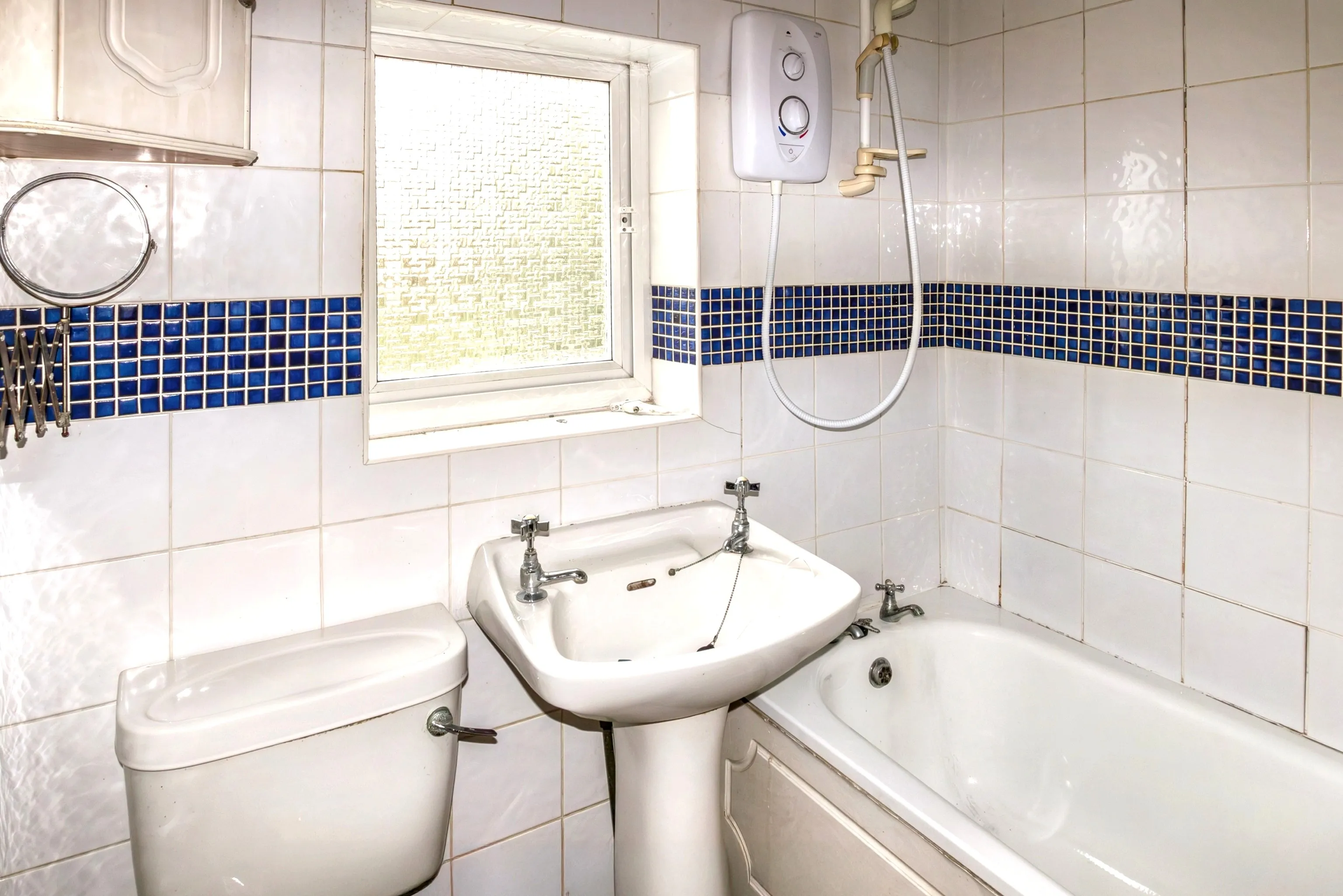 Village Road, Cheltenham, GL51 0BE