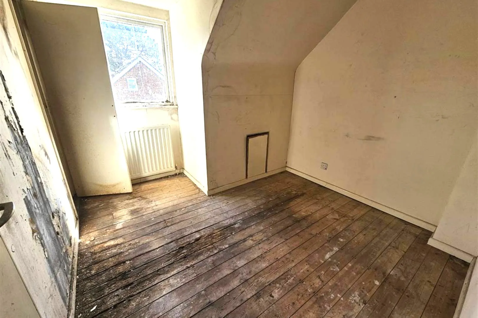 Frensham Court, Hedge End, Southampton, SO30 0FE