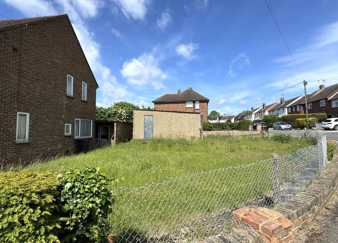 34 Queens Road, Ware, SG12 7DN