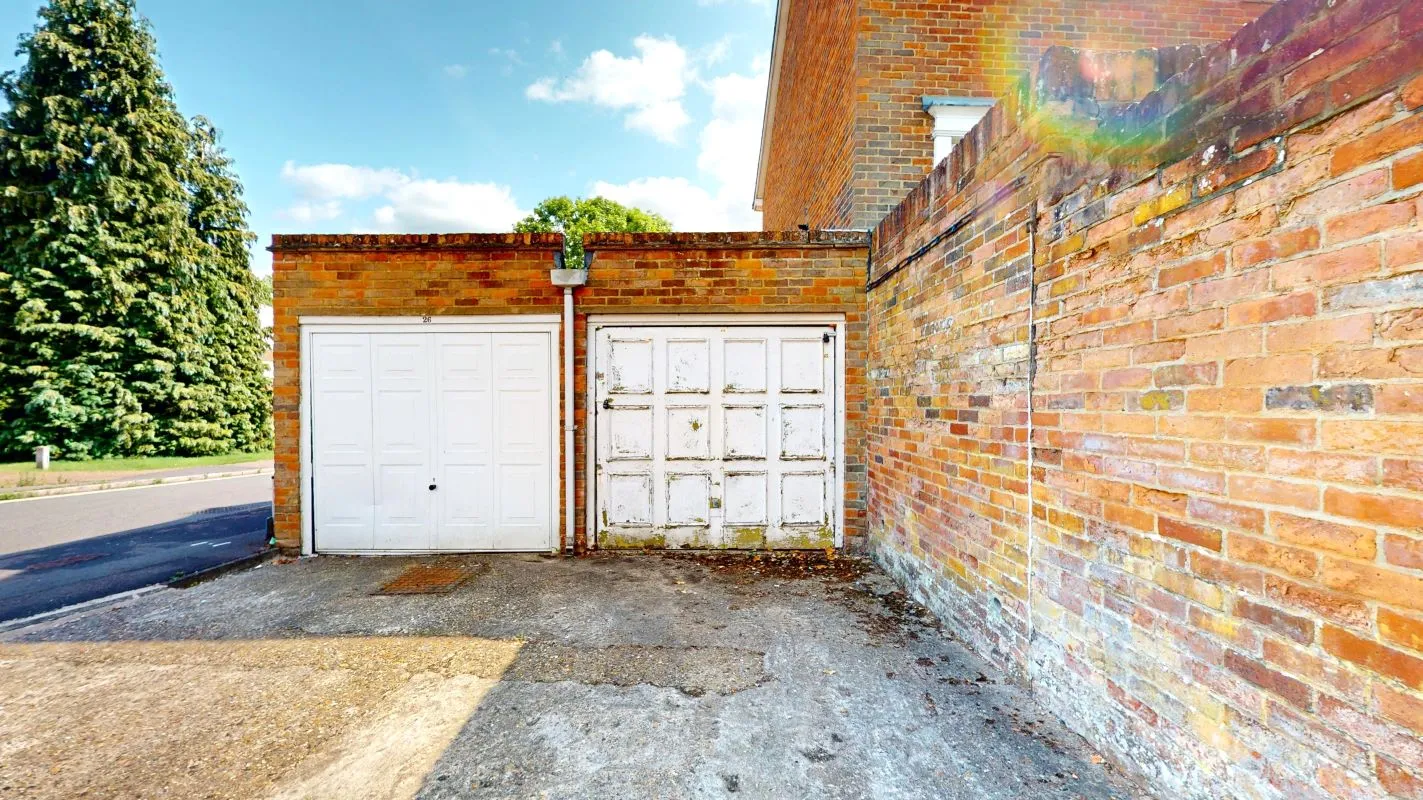 Batterdale, Hatfield, AL9 5JG