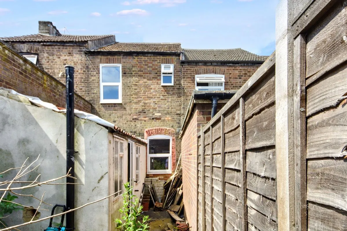 Cobden Street, Luton, LU2 0NG