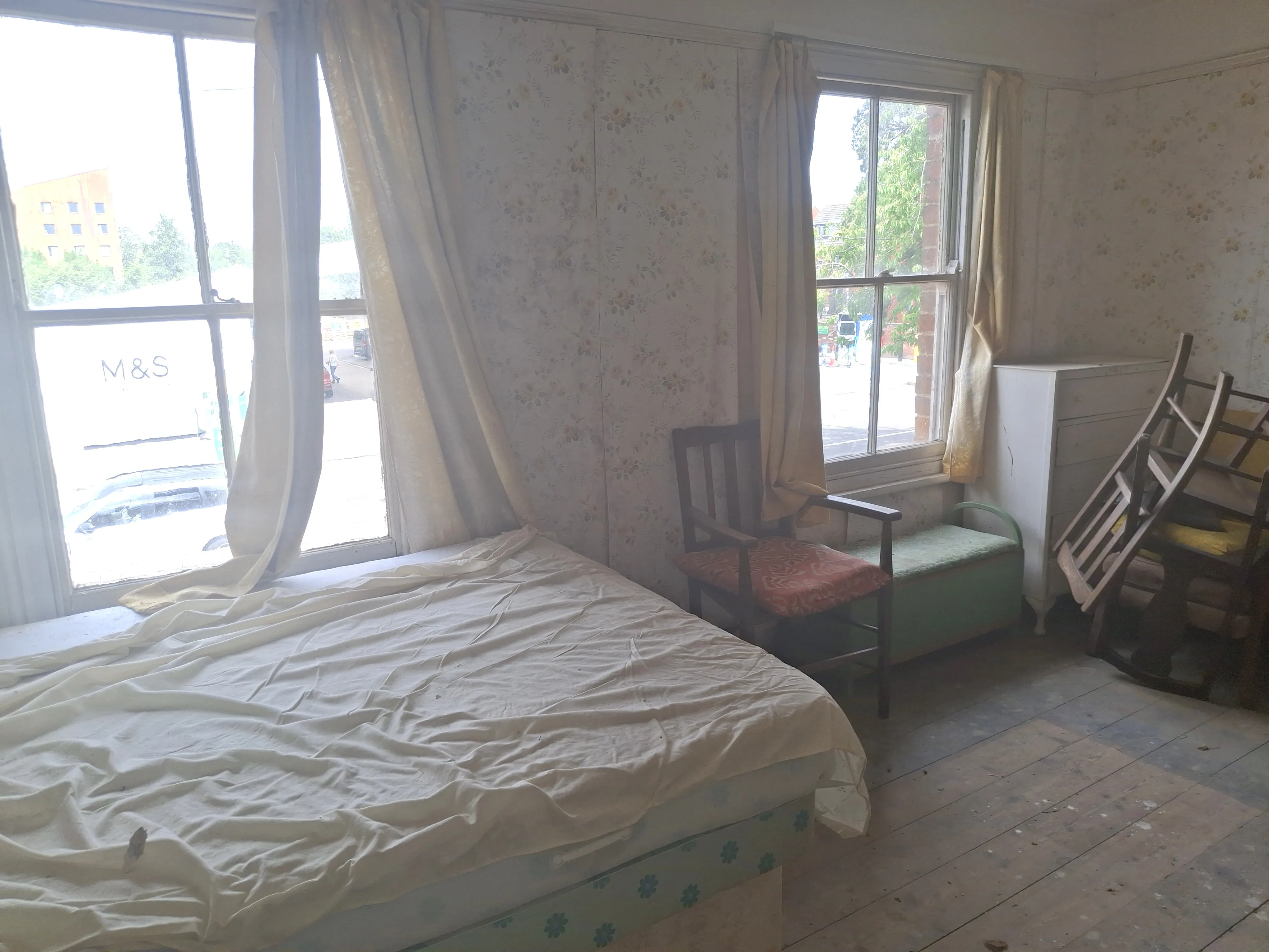 Barnwood Road, Gloucester, GL4 3JH