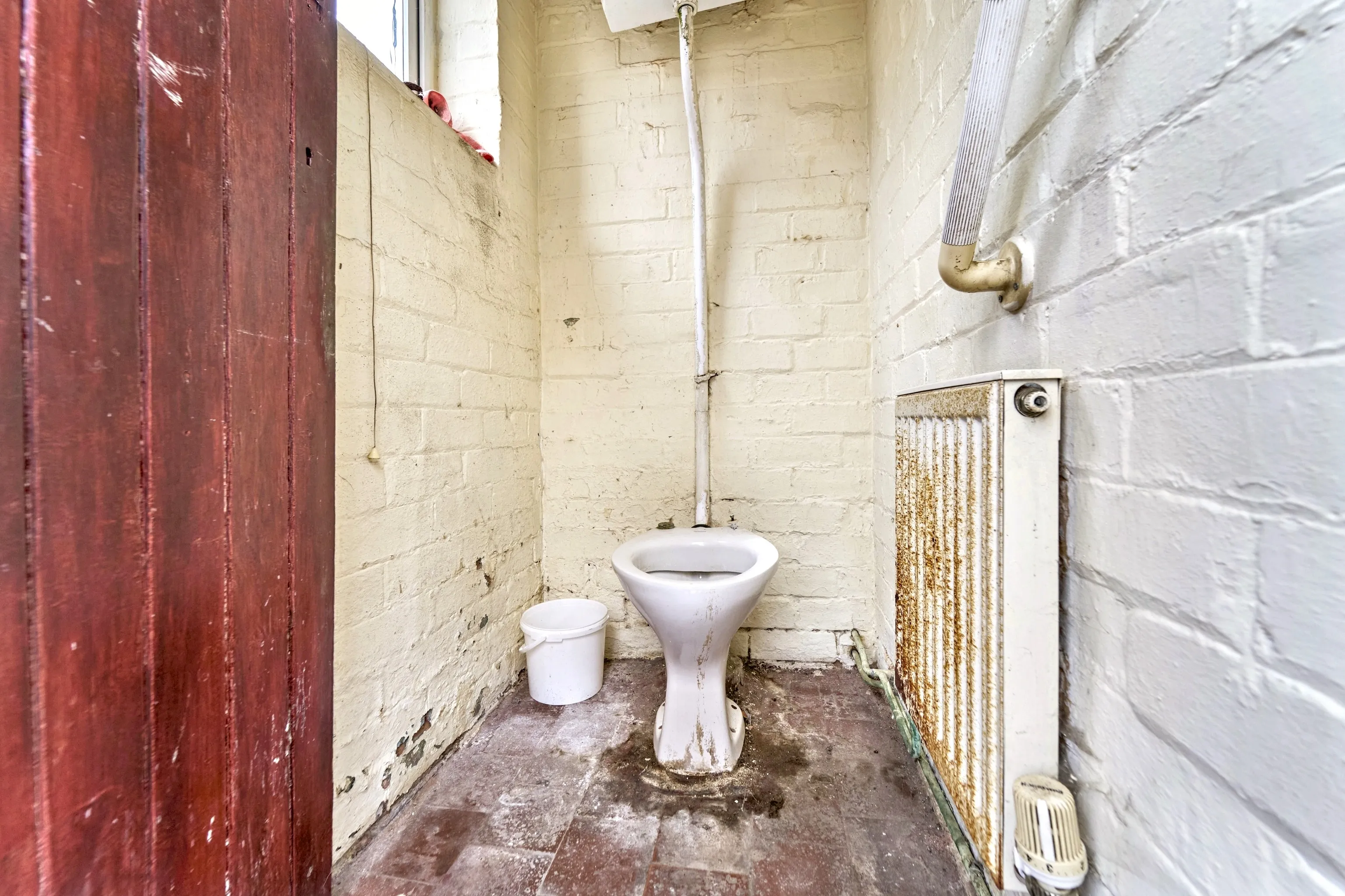 Pond Grove, Wolverhampton, WV2 1HQ