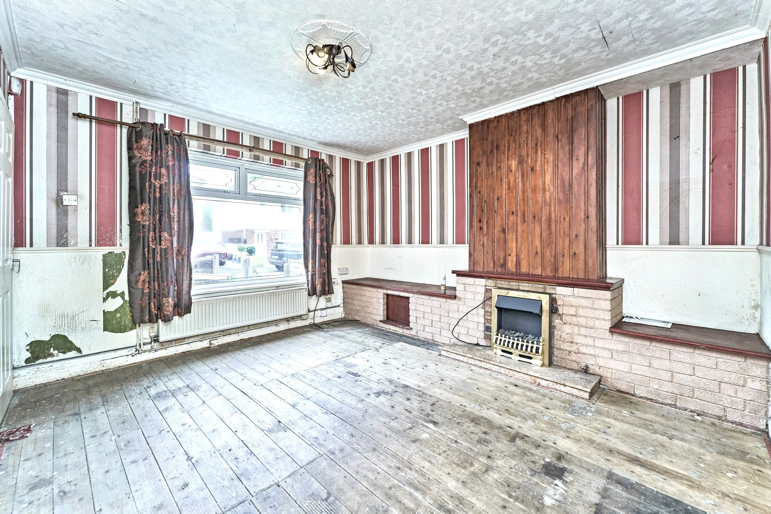 Pond Grove, Wolverhampton, WV2 1HQ
