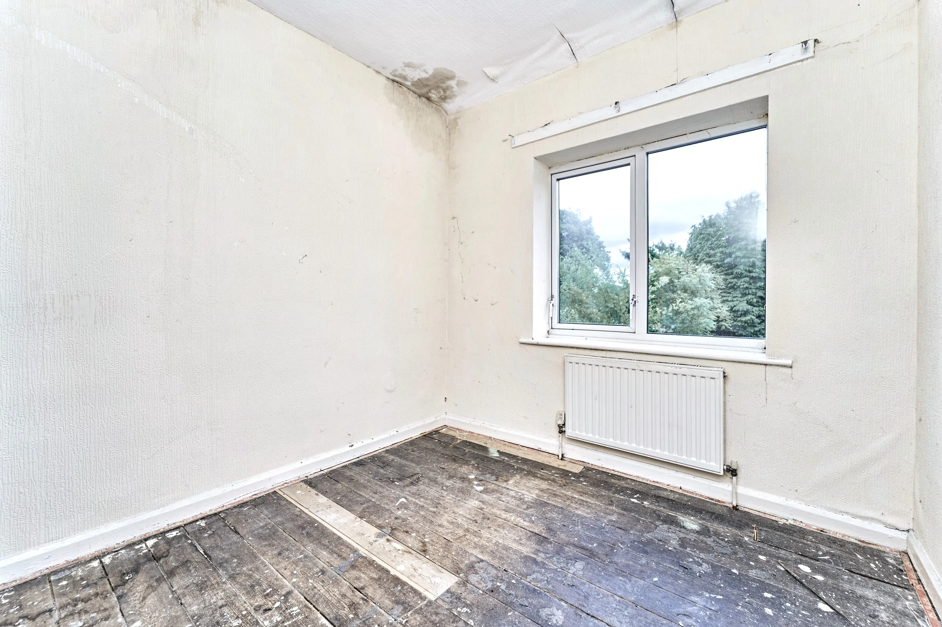 Pond Grove, Wolverhampton, WV2 1HQ